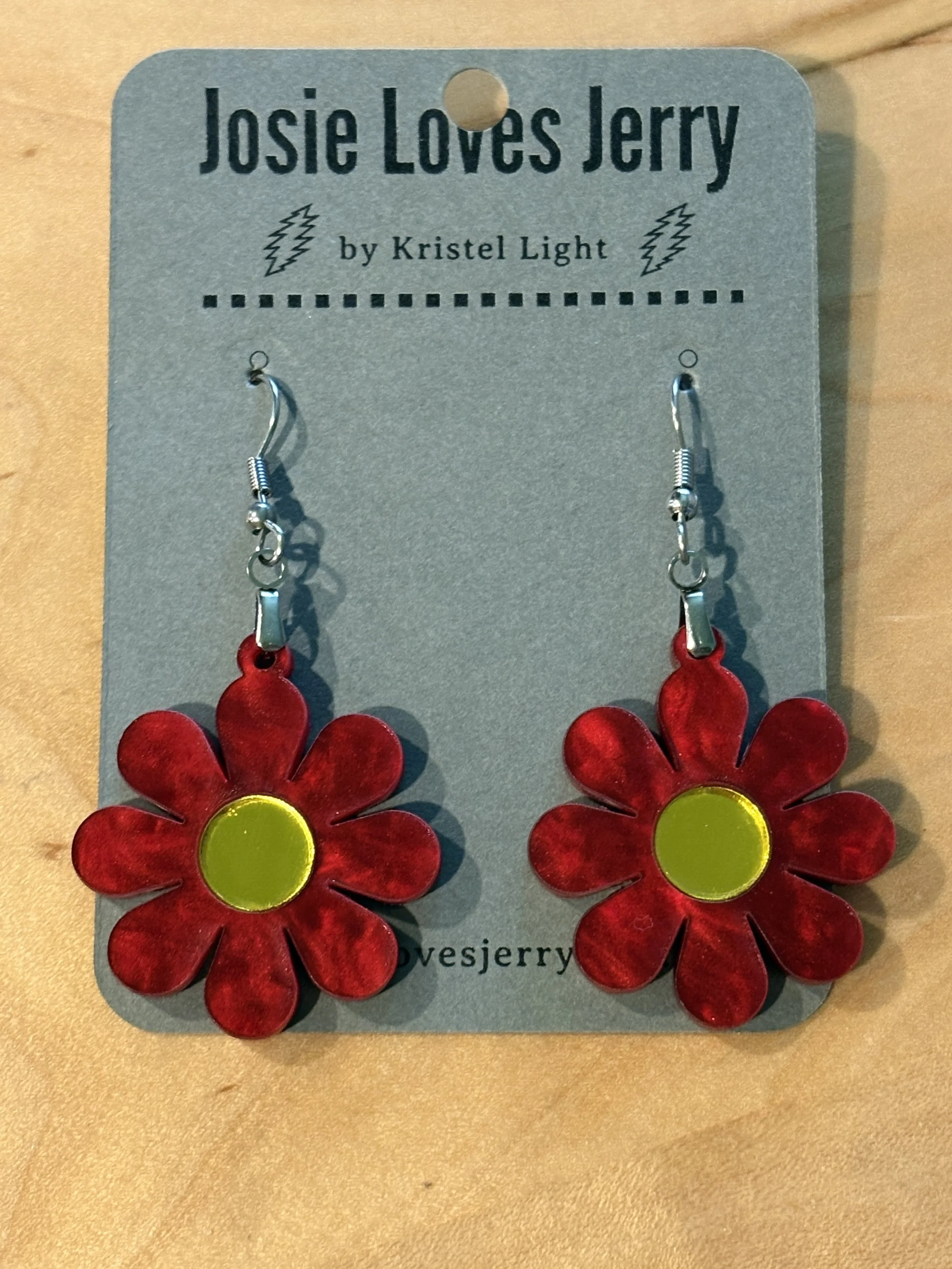 Pearly Red Daisy Earrings