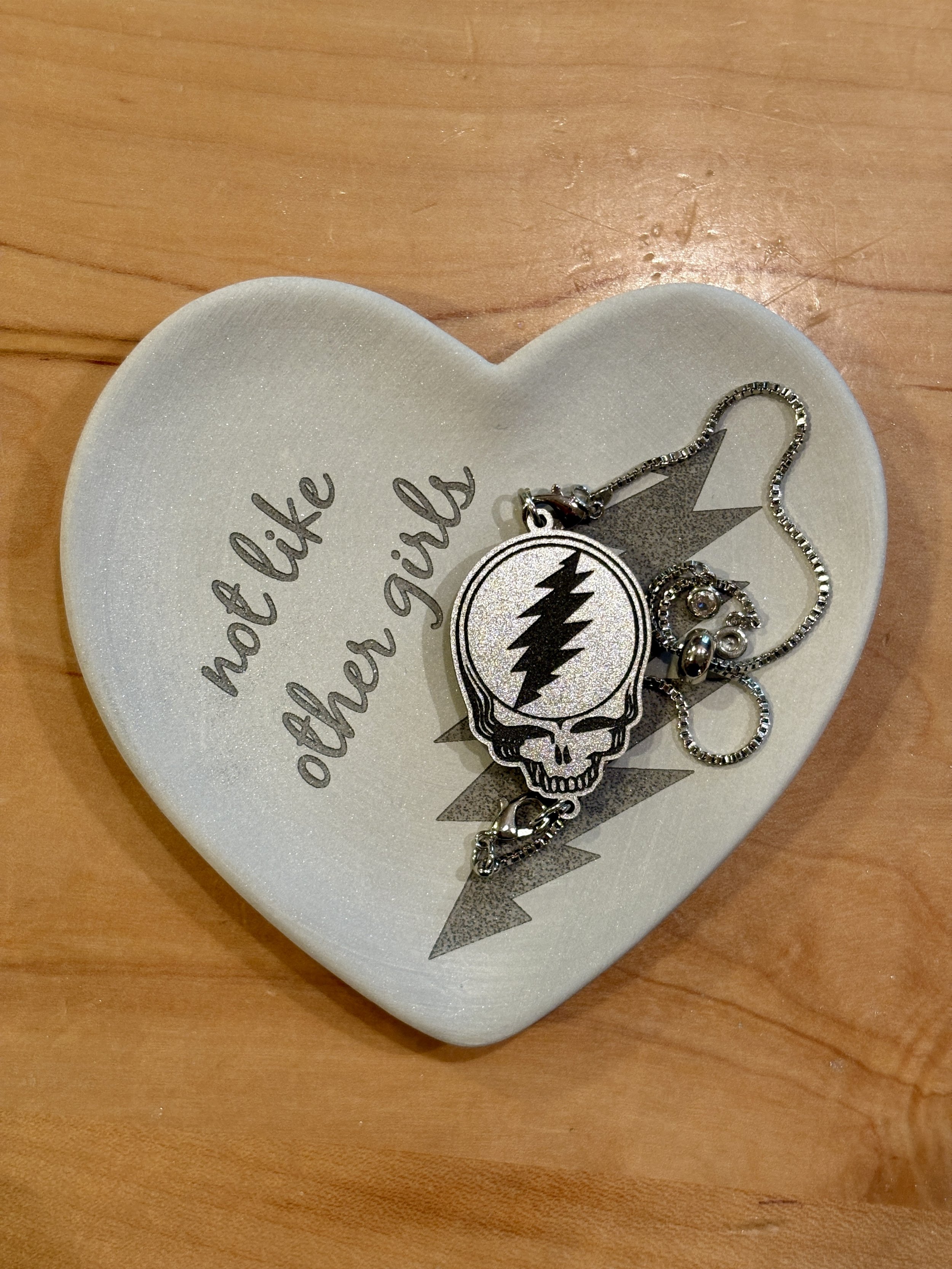 Adjustable Silver Stealie Bracelet w/ Sugar Magnolia Jewelry Dish