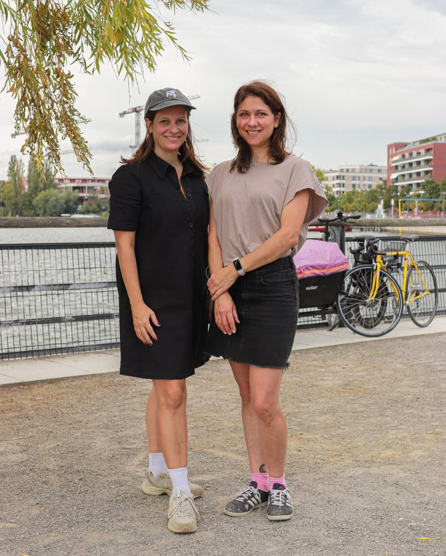 &bdquo;Die Idee zu veo velo ist direkt aus unserem Alltag als M&uuml;tter entstanden. Wir sind mit unseren Kindern viel mit dem Lastenrad unterwegs &ndash; eine wunderbare Art der Fortbewegung, die aber auch ganz praktische Herausforderungen mit sich