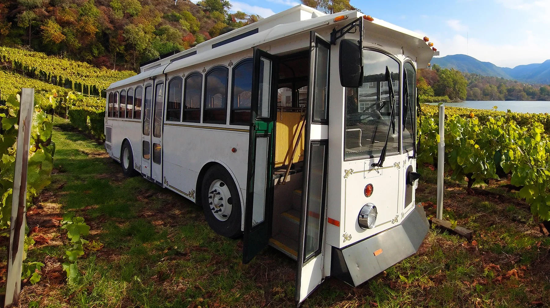 https://www.lakeside-trolley.com/finger-lakes-wine-tour-transportation