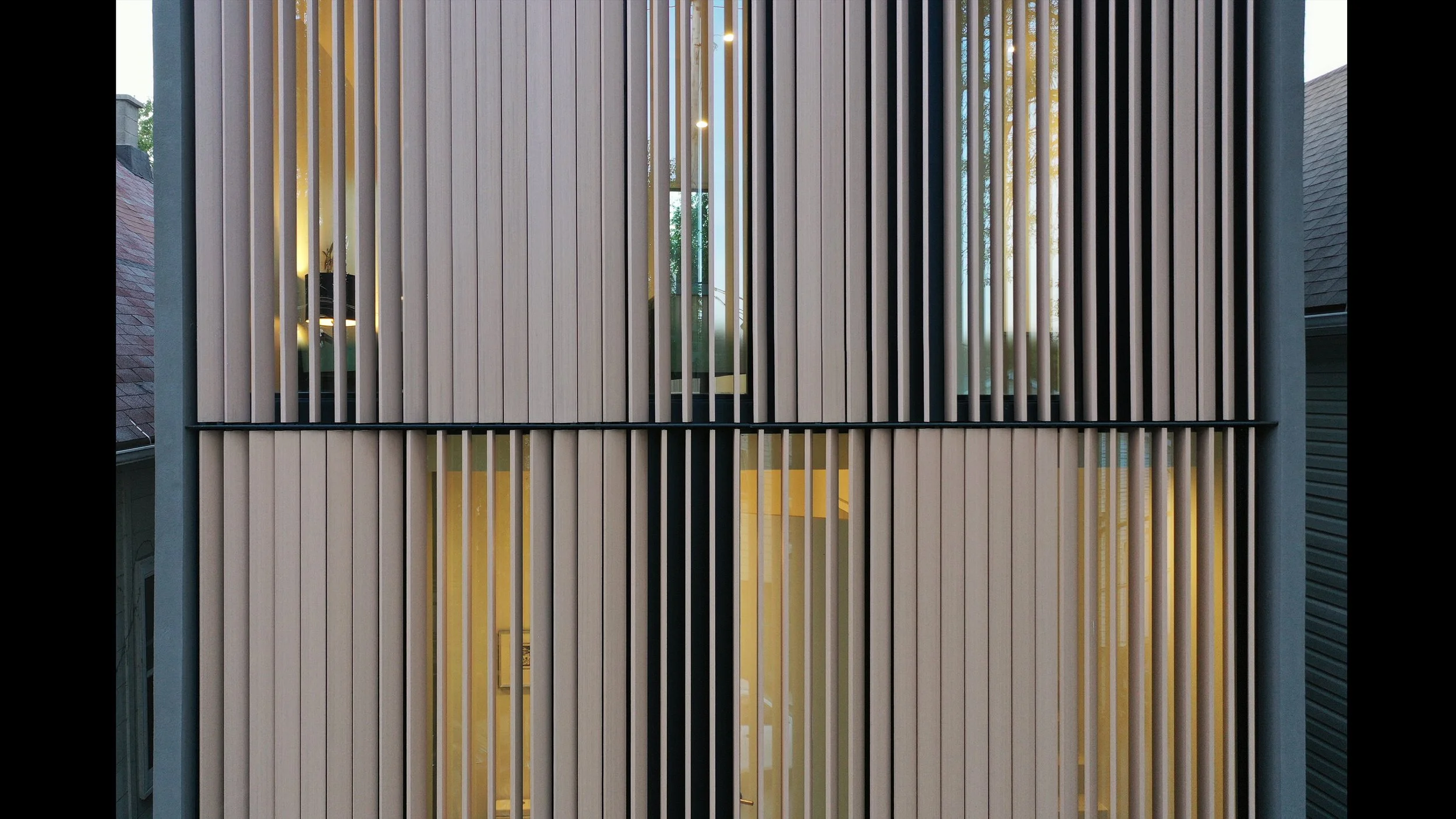  
 curtain house 
  2025 American Architecture Award,  Chicago Athenaeum  
 