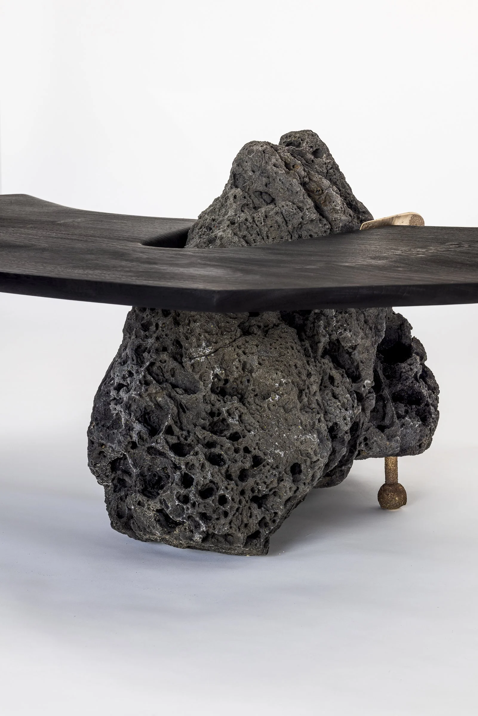 Mesa Preta_Pedra vulcanica-2.jpg