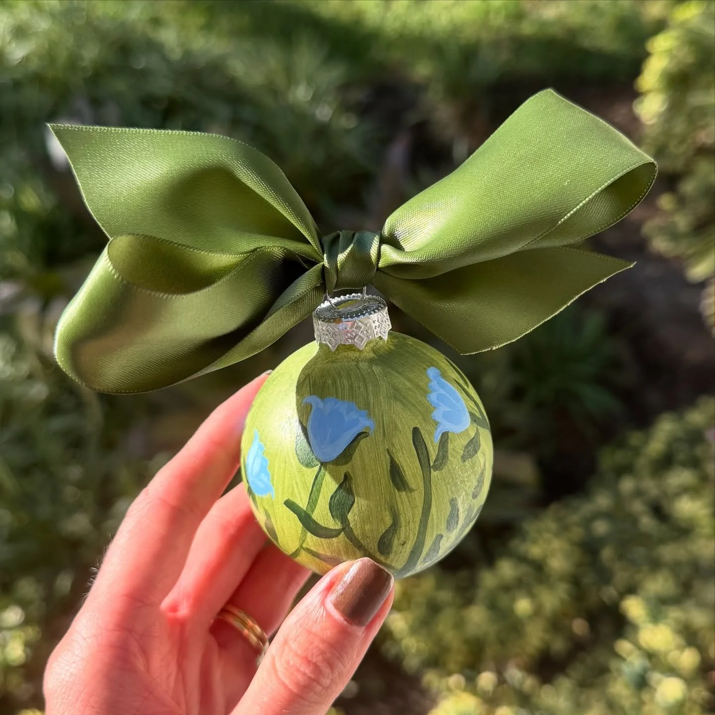 Coastal Christmas Party-ready!! Save the date for Dec.11 at The Island Weekend🌴🥂✨ @theislandweekend 

Also featuring @uniqjewelry.us with her stunning collection ✨

725 N Highway A1A Jupiter, FL  33477