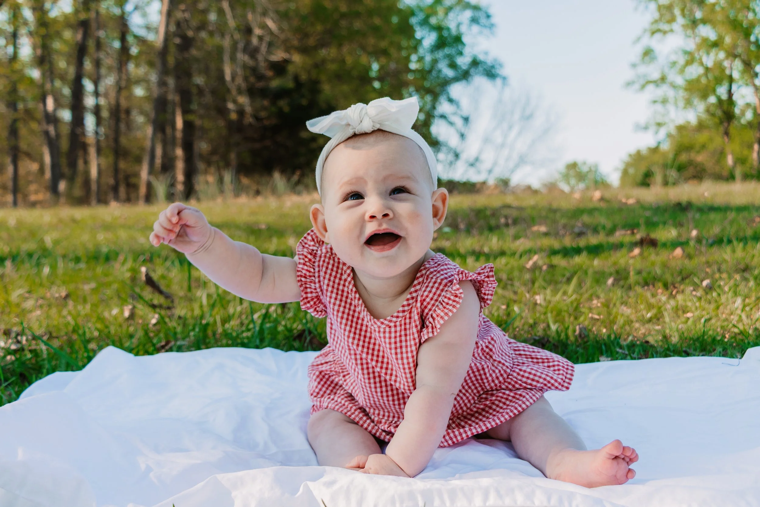 KRY-AmeilaRoberts6mths4-26-53.jpg