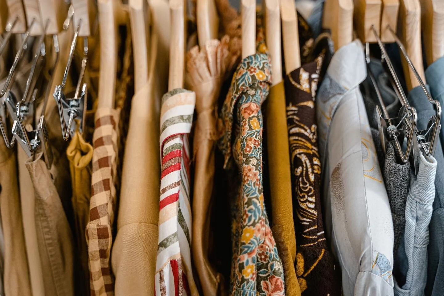 🧡✨ Thinking of hosting a vendor&rsquo;s market, pop-up or a vintage sale? We gotchu! ✨🧡 18 Mill Street is the perfect location! Dm for info