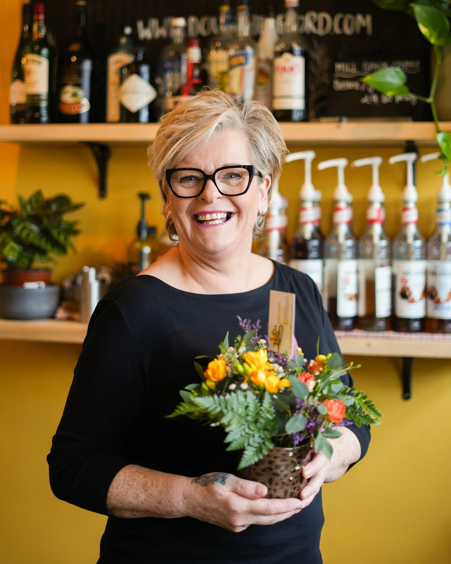 If you&rsquo;re looking for the perfect Mothering Sunday flowers, The Beehive Florist has you covered. ✨ 💐 🌷 

#doughhereford #motheringsunday