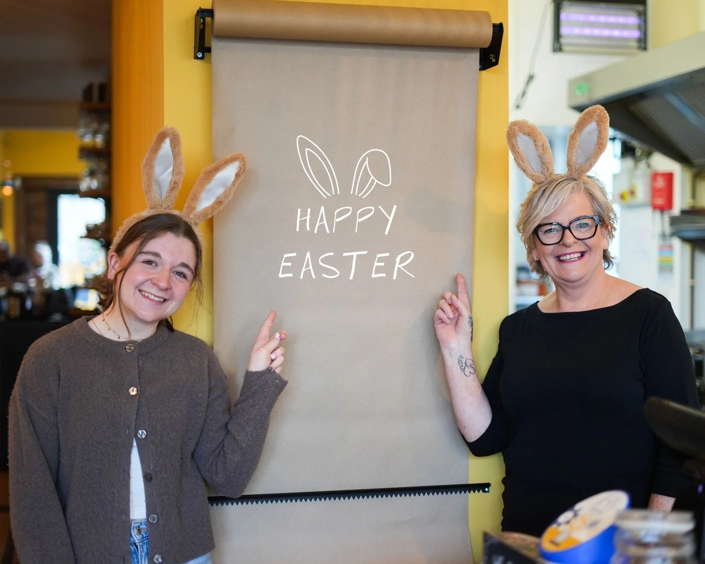 We are wishing everyone a happy Easter Sunday! We hope its filled with brunch goodness, easter egg galore and friends and family. 

- Jan, Mark and the dough team x