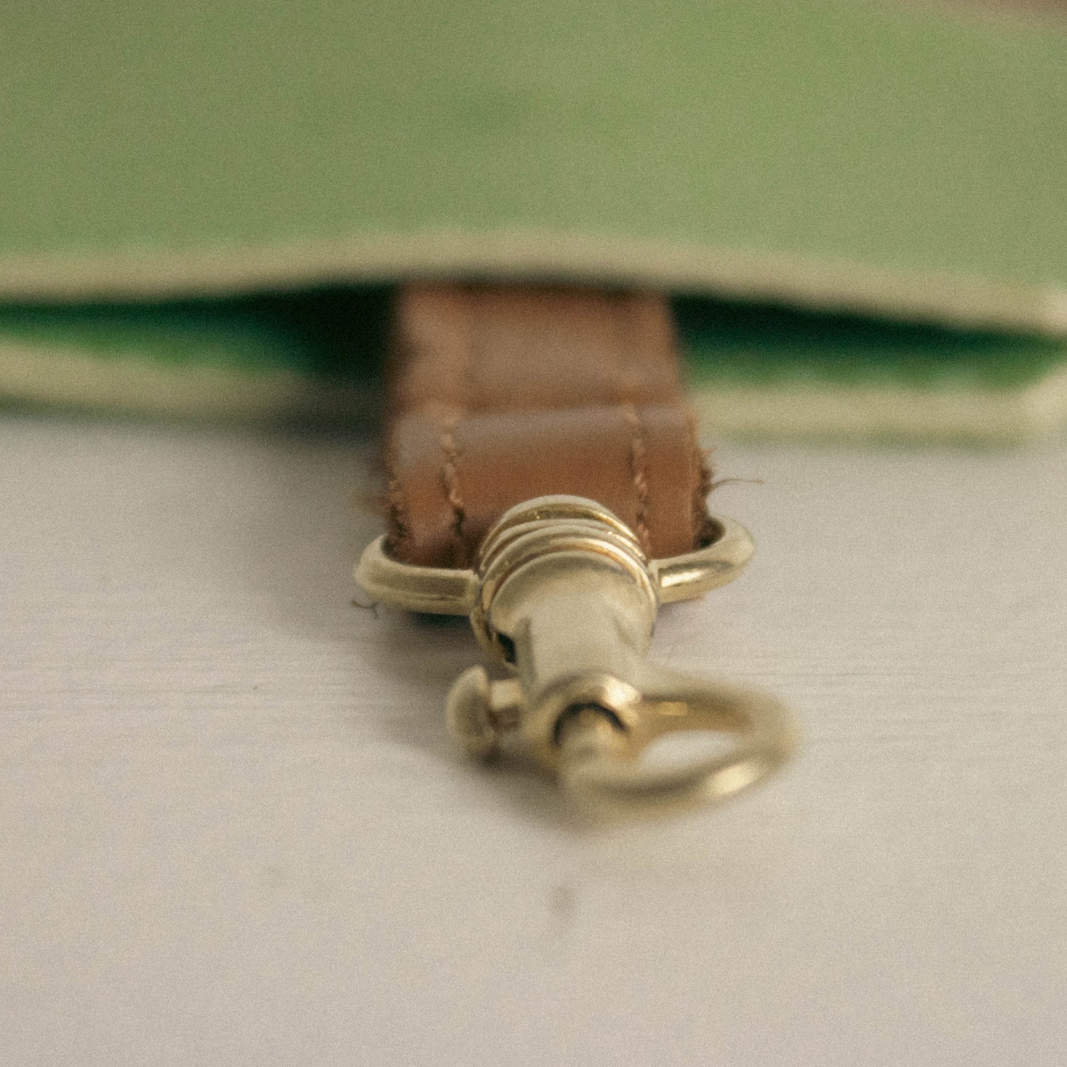 PORTACHIAVI VERDE - MARRONE 03-min.jpg