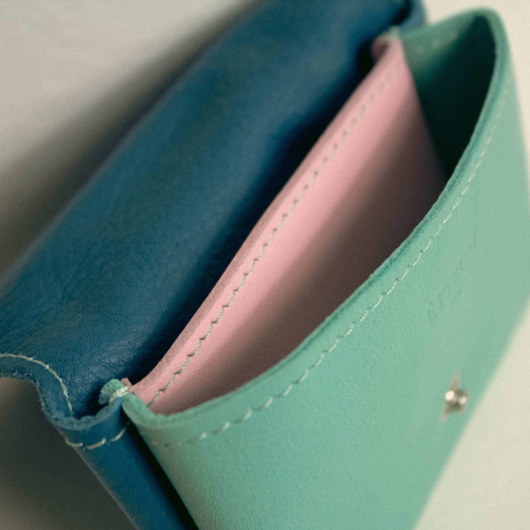 PORTAFOGLIO AZZURRO - AZZURRO CHIARO 02-min.jpg