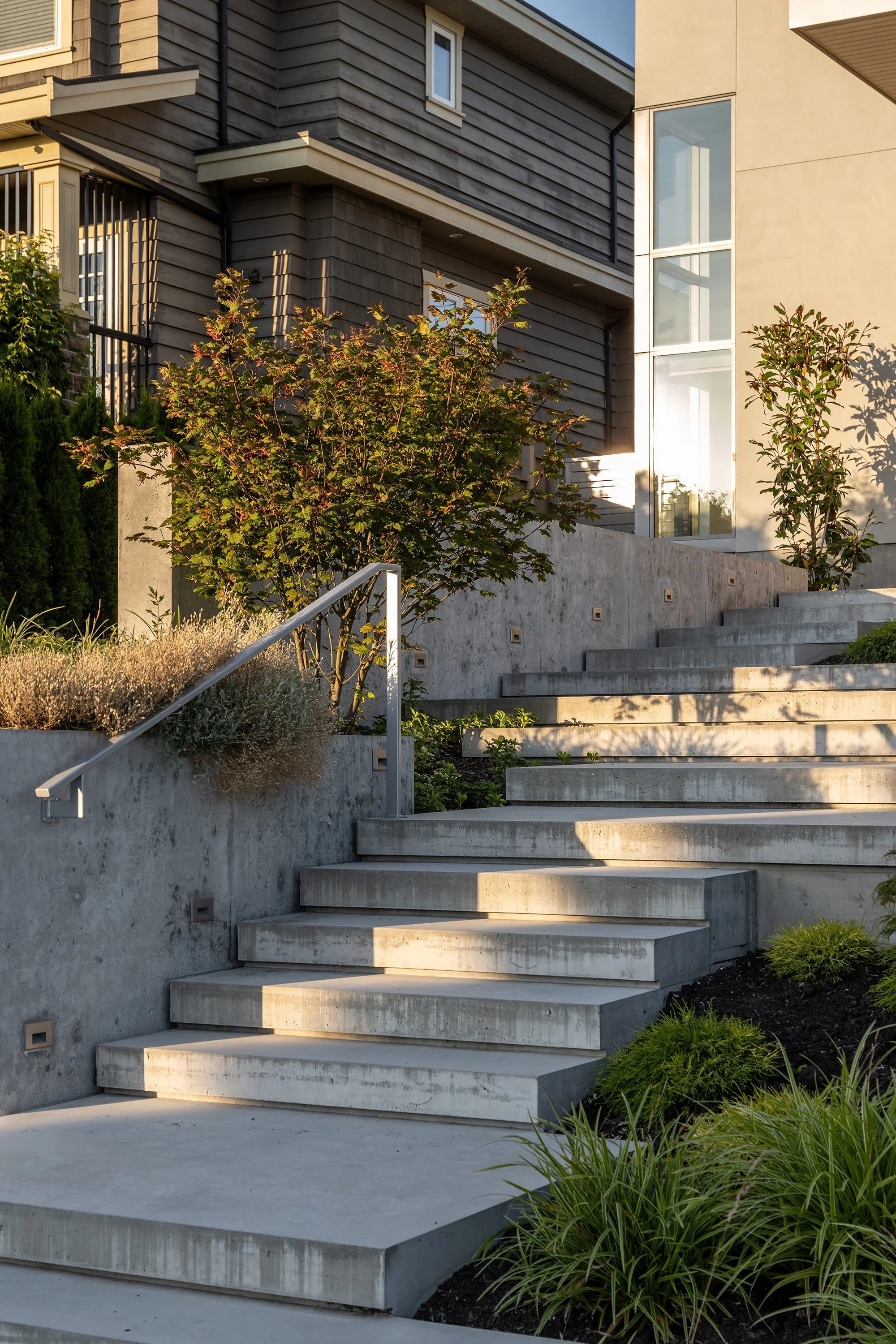 Dunlop Residence – Exterior Sunset 31 2000x3000.jpg
