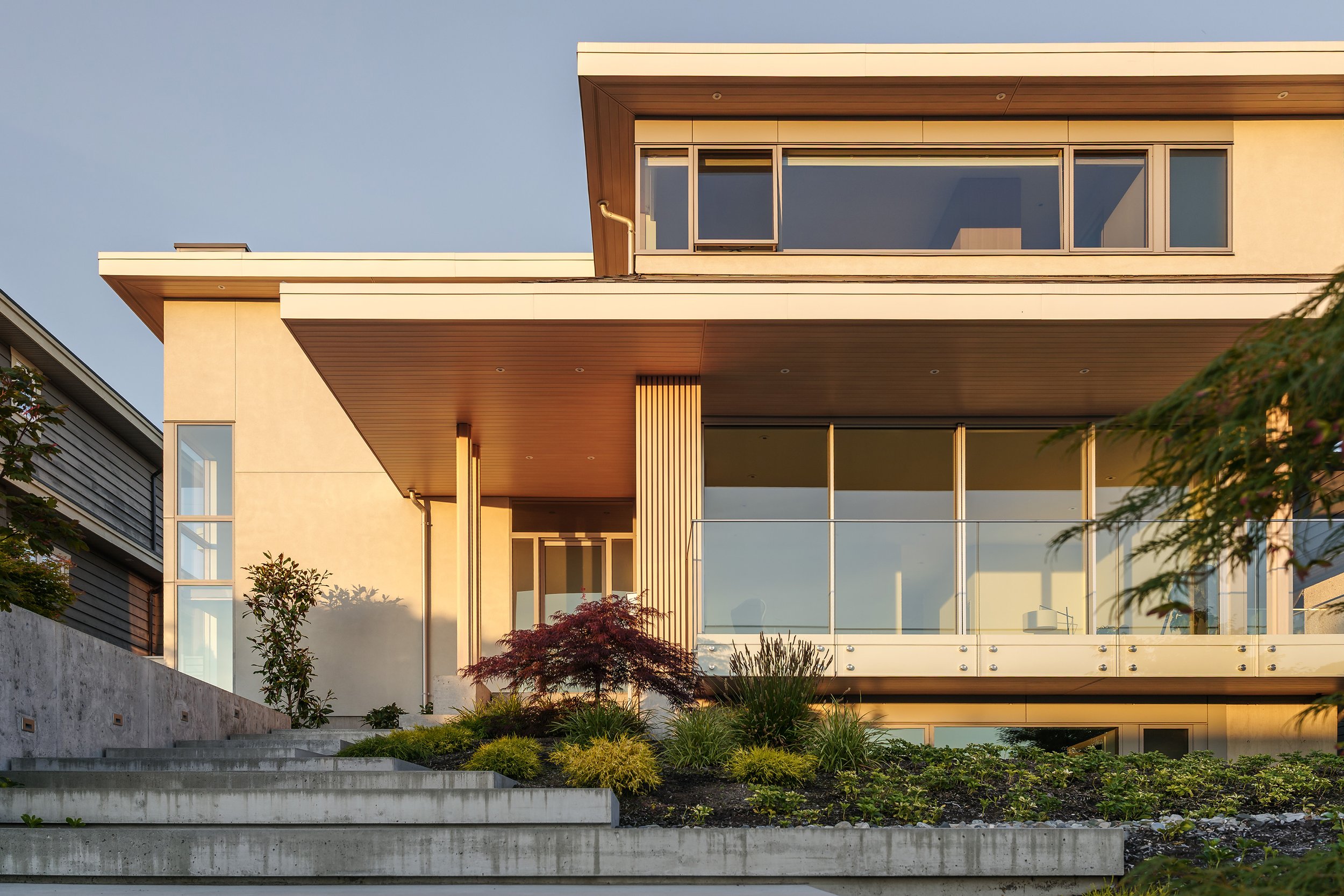 Dunlop Residence – Exterior Sunset 52 copy 3000x2000.jpg