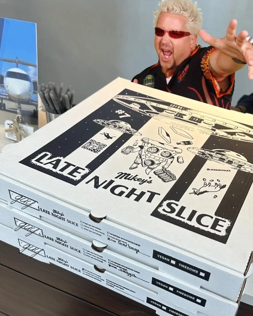 SPOTTED: These pizzas may or may not have fed @guyfieri on his way out of Columbus recently.

#guyfieri #flavortown #flavortownusa #pizza