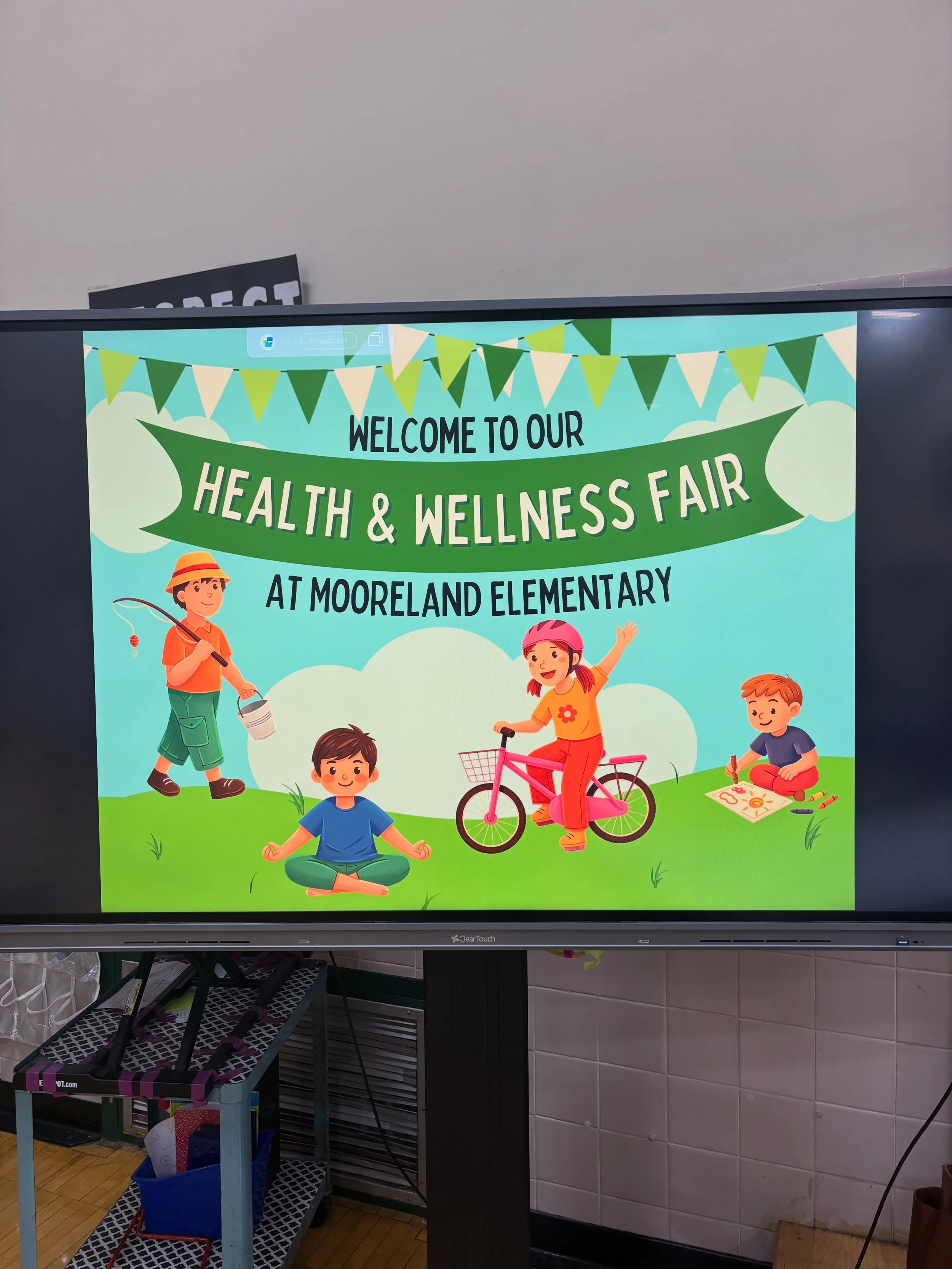 🚌 Excited to be invited to Moreland Elementary&rsquo;s Heath and Wellness Fair today. It&rsquo;s such a joy to share the benefits of meditation and movement with the kiddos in our community!