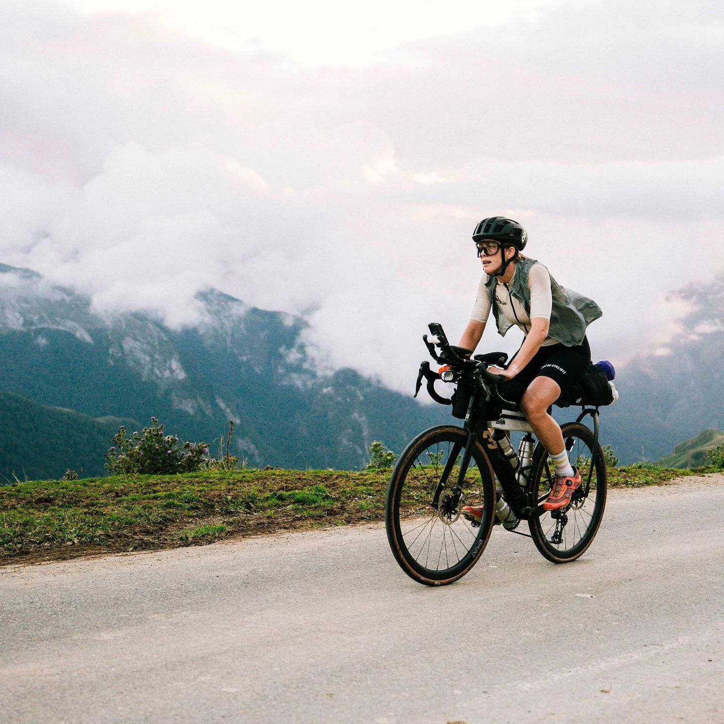 Oh where to begin!  @thetranscontinental race second place women, 11th overall.

12 days 7 hours 33 minutes. 
4878 km / 58,000m
3,031 miles / 190,288 feet 

Santiago de Compostela, Spain 🇪🇸 -&gt; Constanța, Romania 🇷🇴 

Countries ridden Spain, Fr