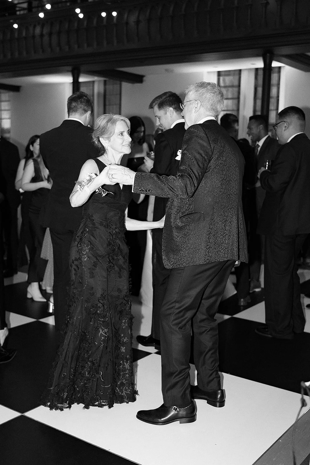 Brittany-Bays_Elly_Matt_20240824_1080-bw.jpg