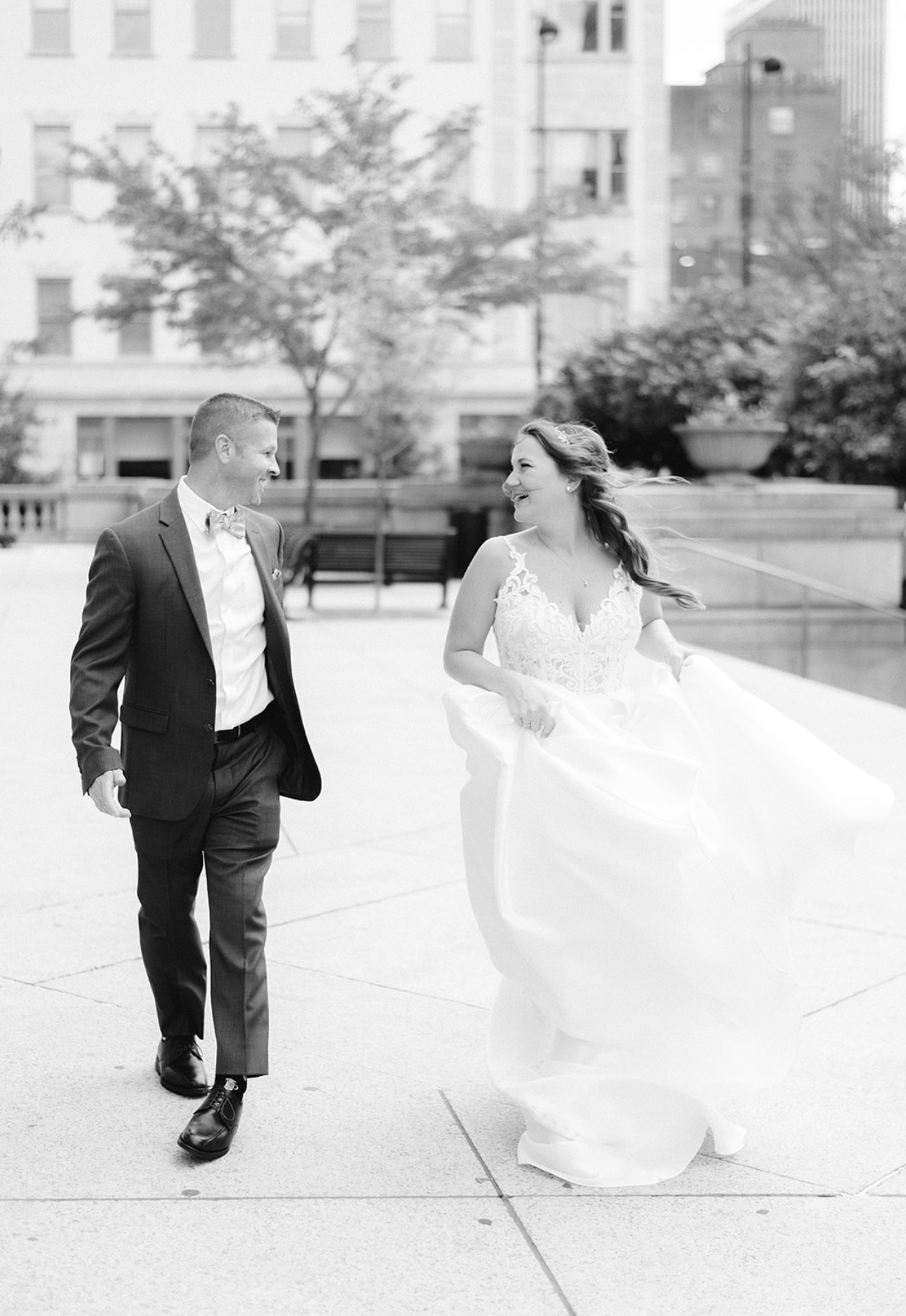 Fun candid wedding photos