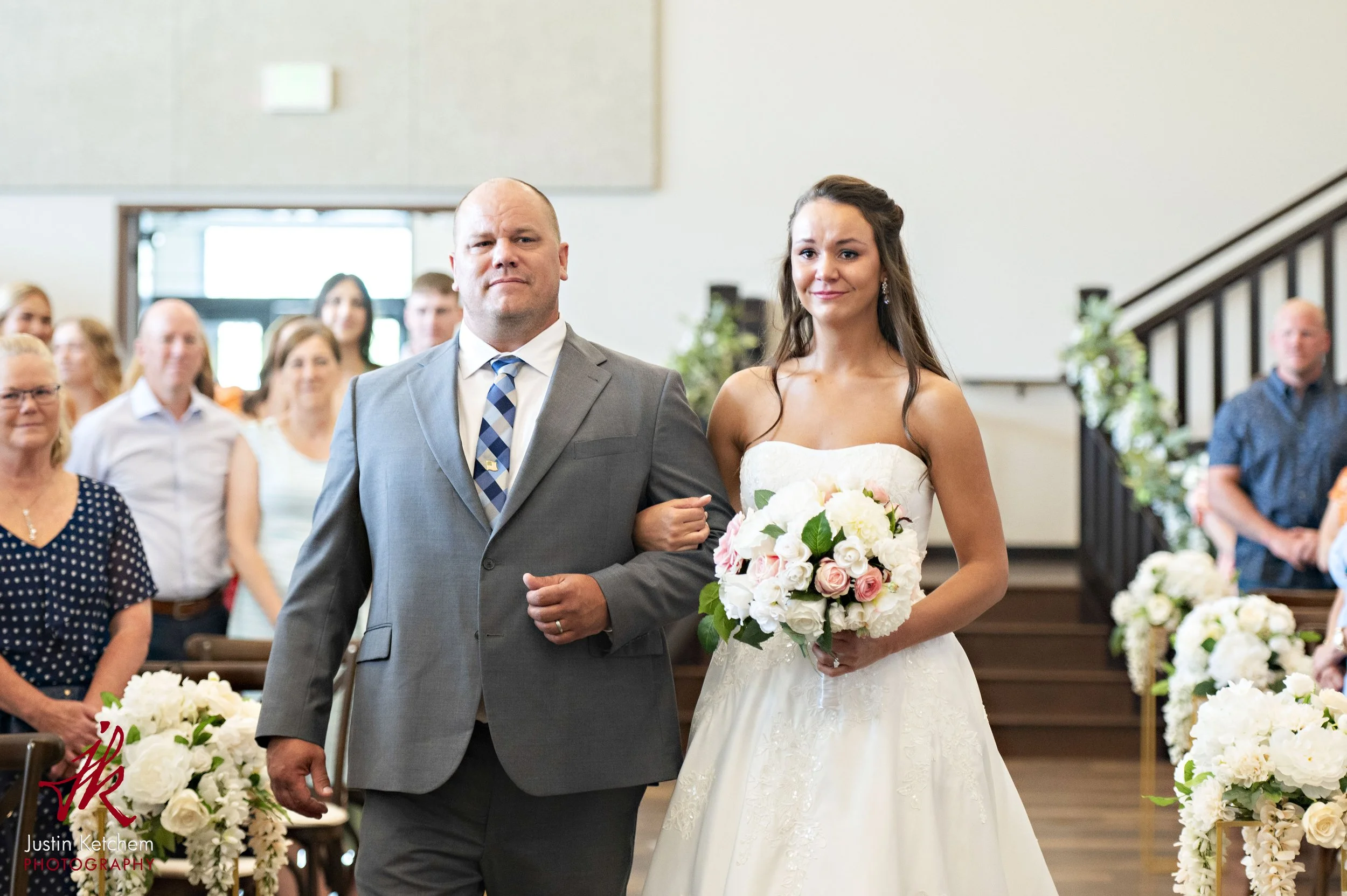 encore-hotel-wedding-berlin-oh-12.jpg