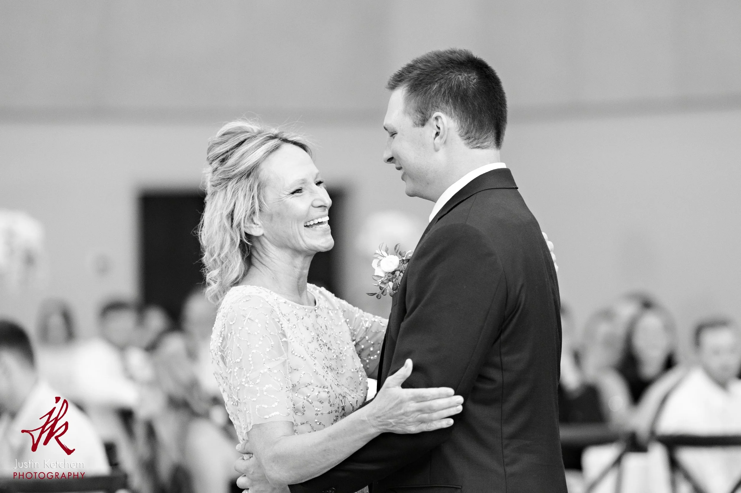 encore-hotel-wedding-berlin-oh-20.jpg