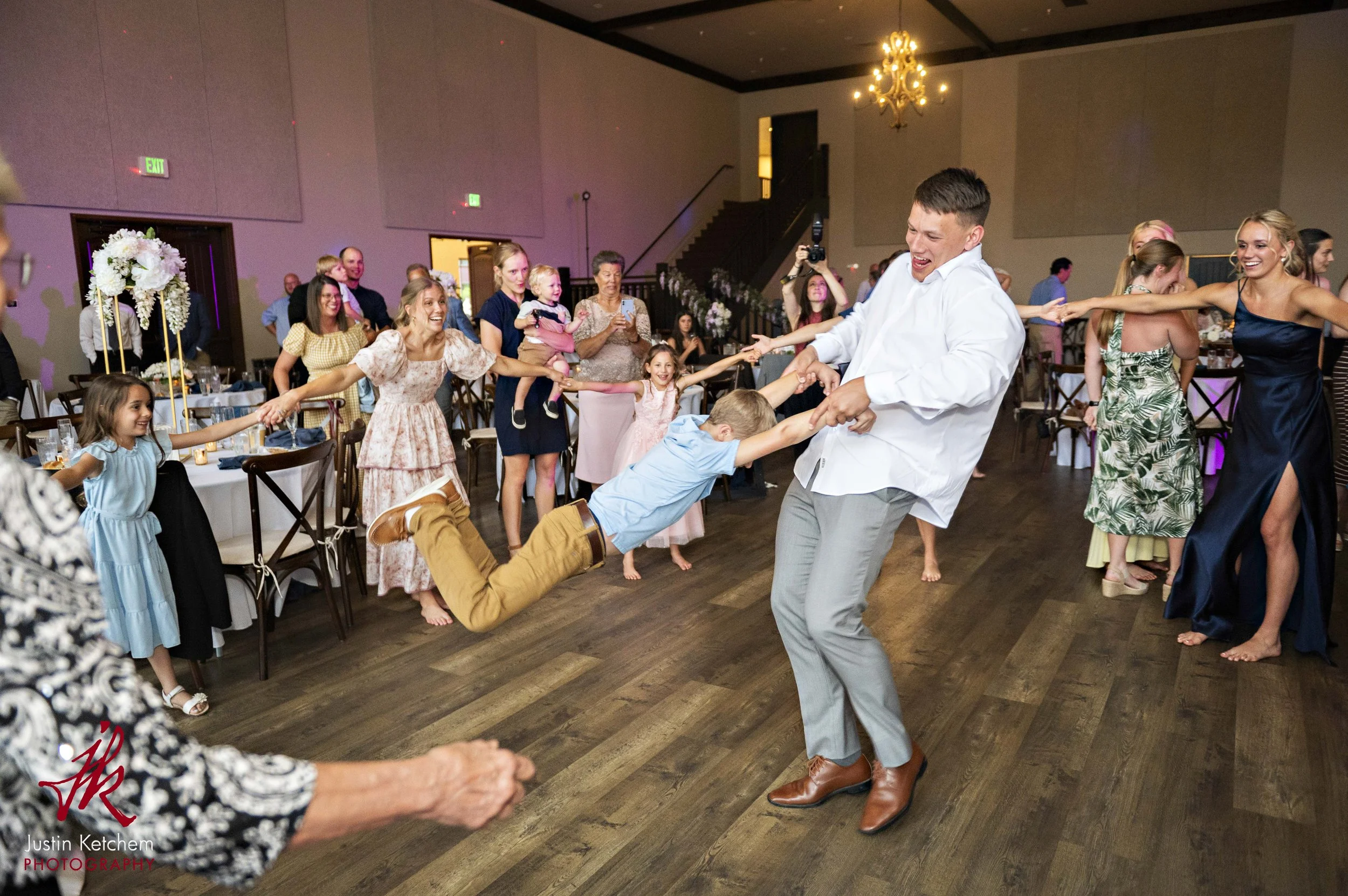 encore-hotel-wedding-berlin-oh-21.jpg
