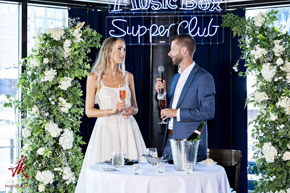 Botanical-Garden-Music-Box-Supper-Club-Wedding-17.jpg