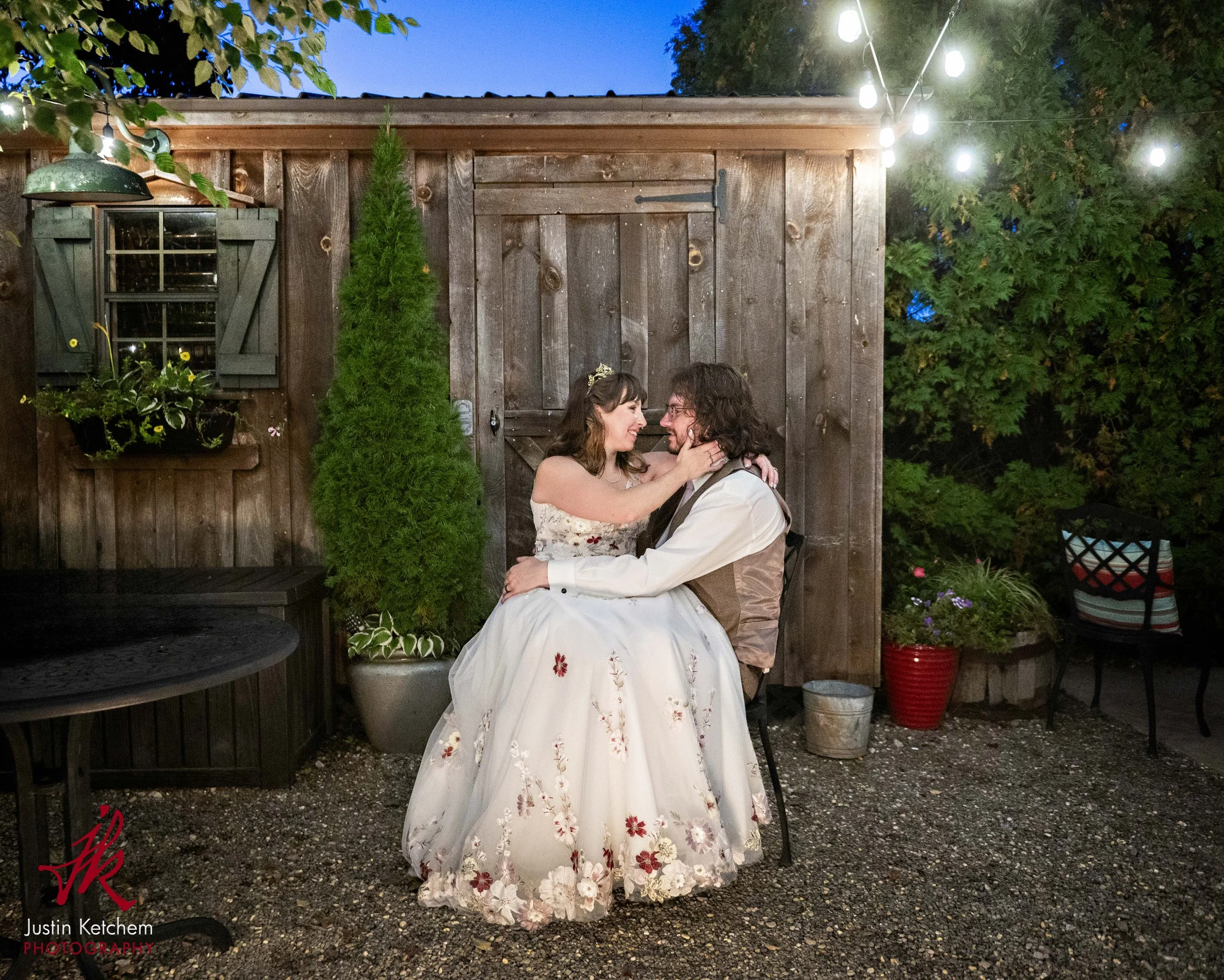 Lacey and Shane’s Wedding at the Schoolhouse and Swan Tavern