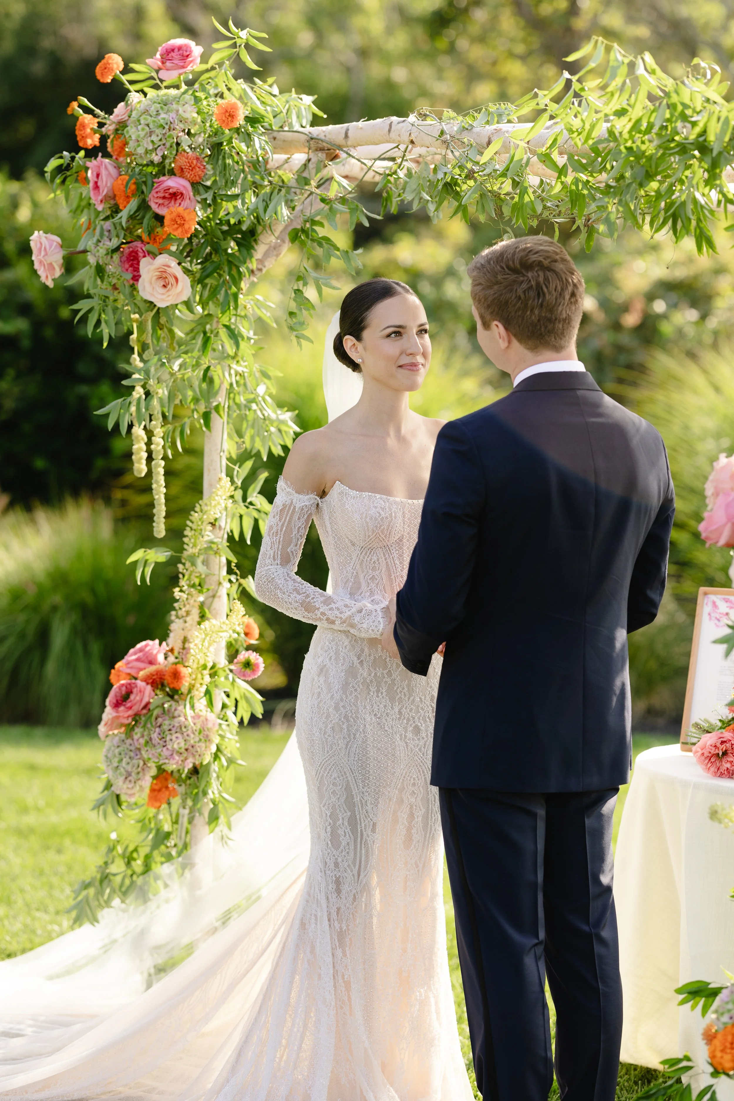 Valerie+Derek_Previews-100.jpg
