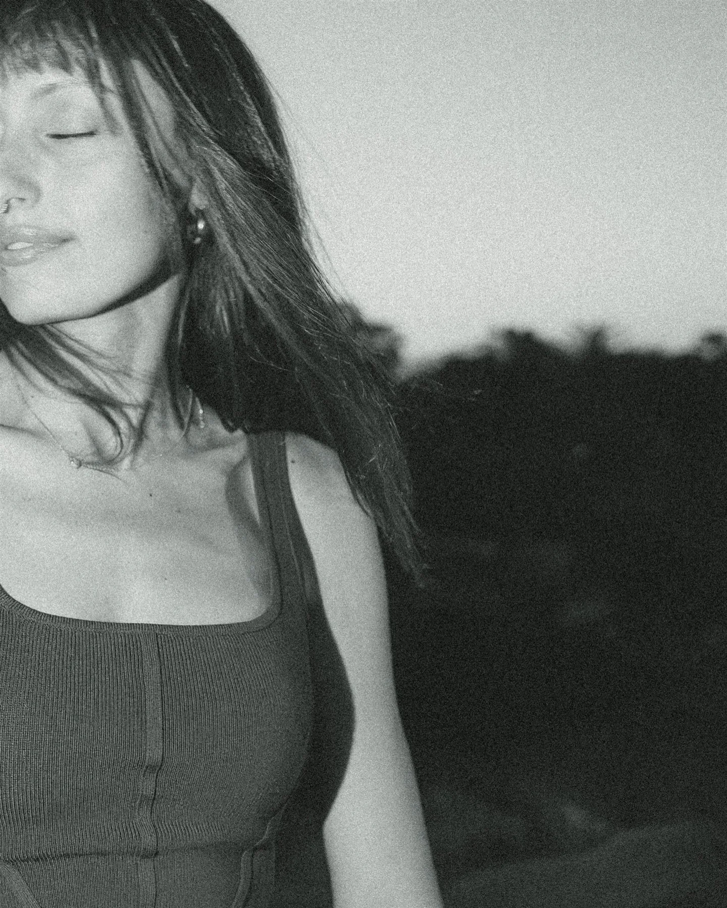 @ruthiebandit casually slaying a 20minute shoot in Mexico in between @viva.el.gonzo sets 💃🏼 
Becky is an epic DJ and such a delight to photograph!!! 🥹 if you get a chance to see her play you better jump on it. You will not regret dancing to her tu