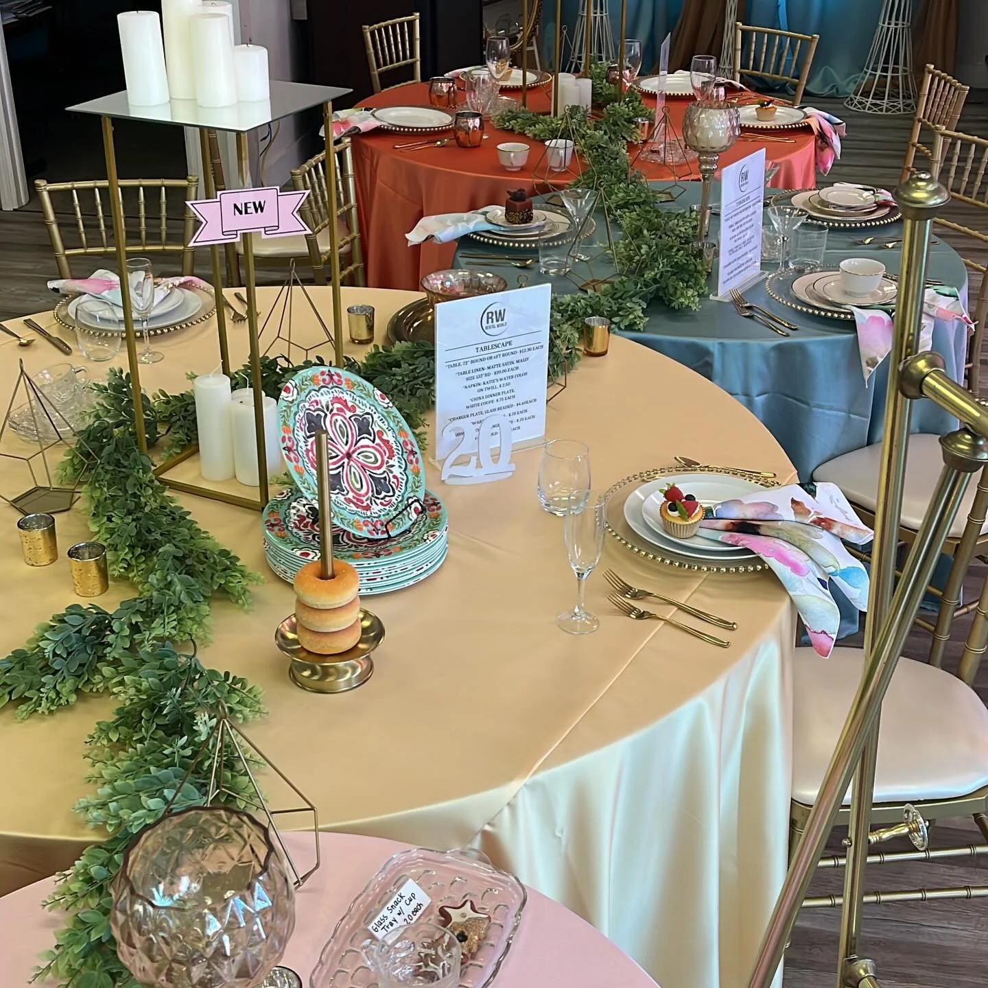 The colors are SPRINGING in our showroom! 
.
.
#rentalworldpa #springwedding #lancasterpa #centralpaweddings #partyrentals