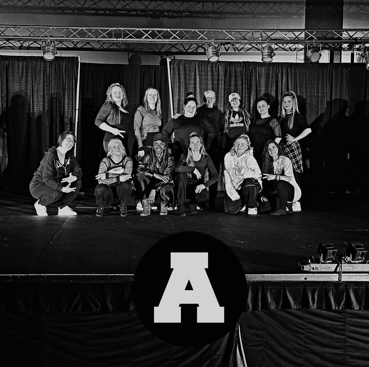 Shout out to these A-KREW dancers who will hit the stage at the American Physique Body Building Spring Fling @ trade and convention centre tonight! Catch us at the intermission! 
Break a leg - KREW!! 

Dancers:
Hailey
Josiane 
Alex
Margot 
Amanda 
Ni