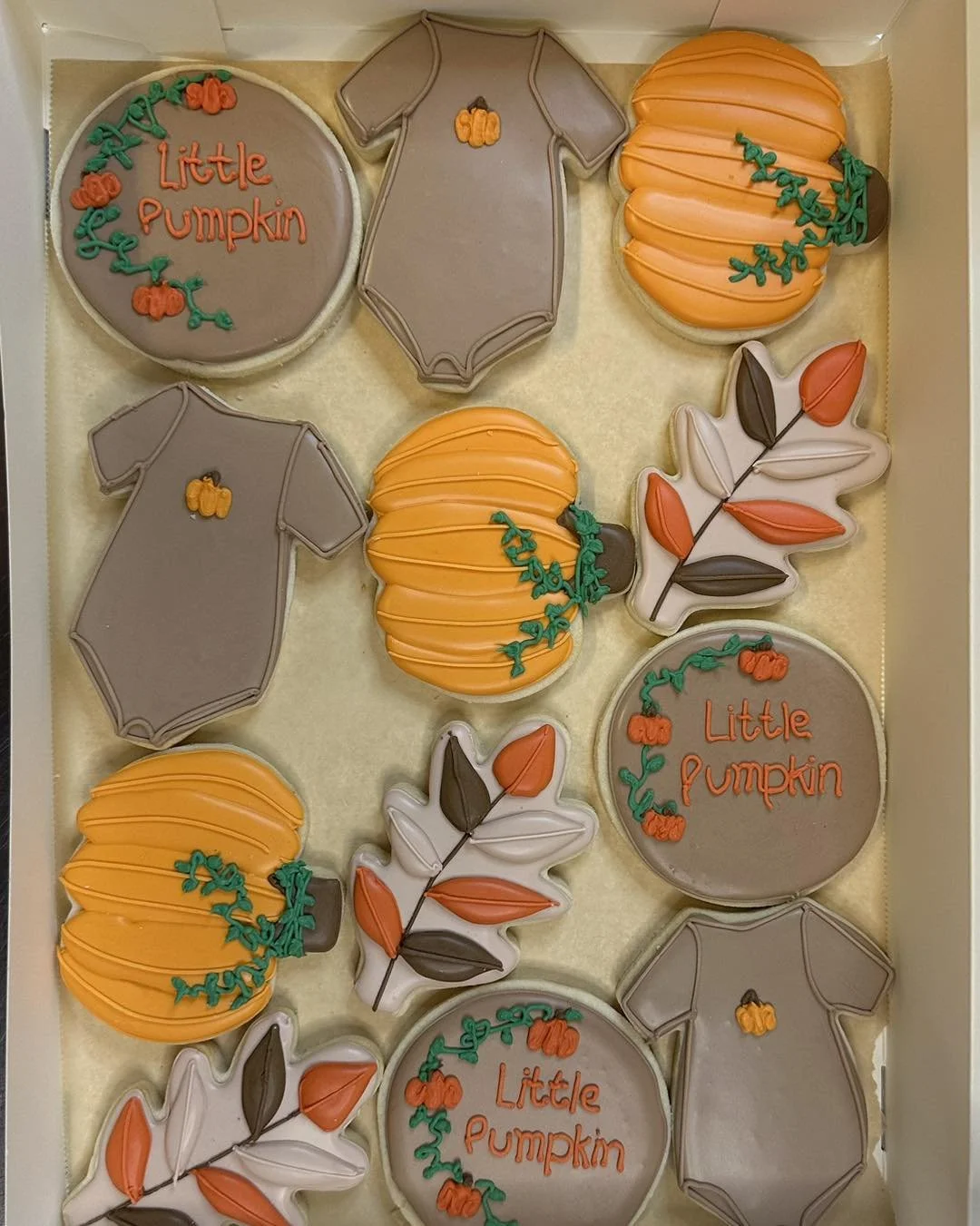 Pumpkin Baby shower cookies.jpg