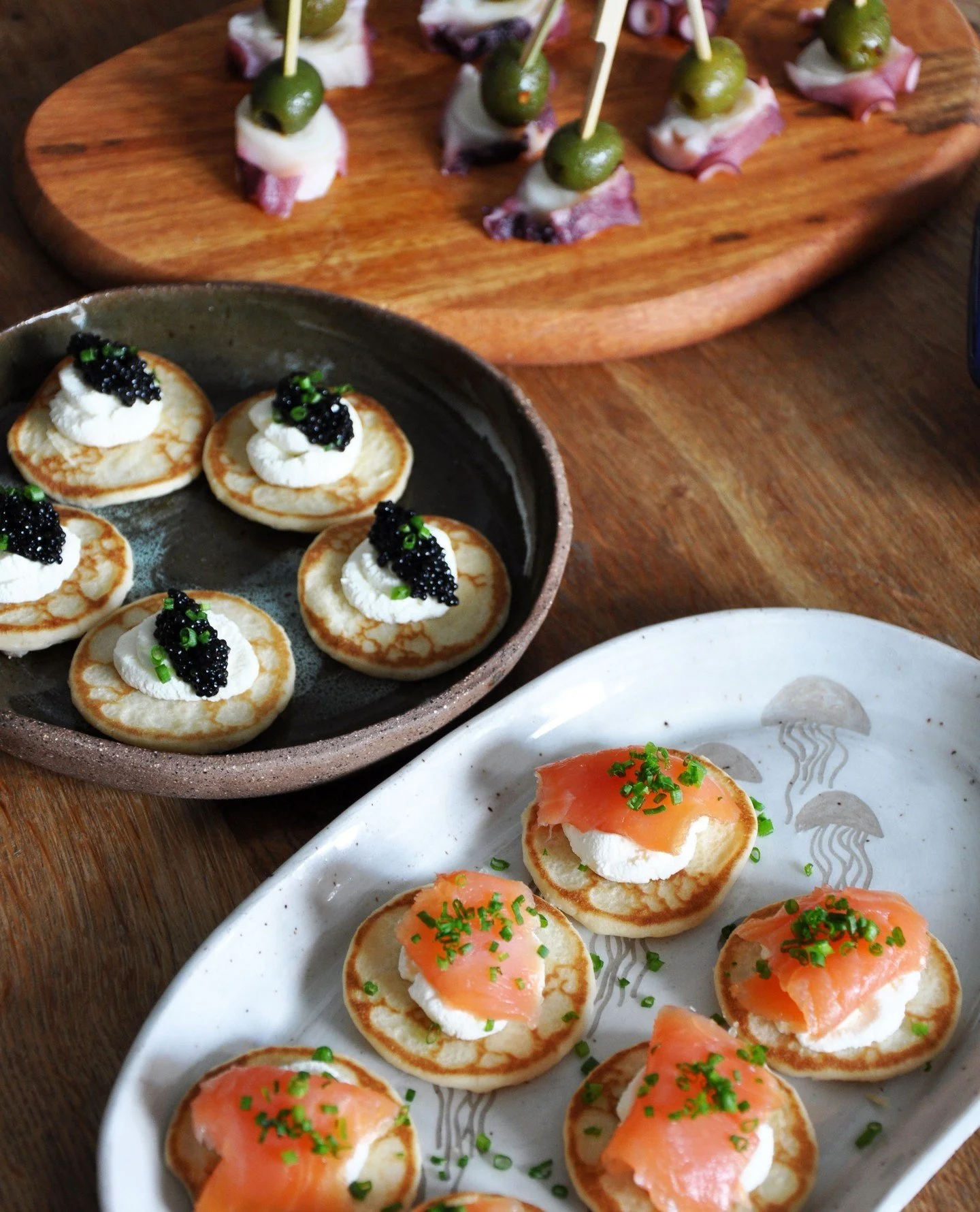 Holiday entertaining season is here, and we've got lots of easy picks ready to be delivered to your door.⁠
⁠
Or give a gift you're sure they can use with a Wulf's Fish gift card. ⁠
⁠
Link in bio for our holiday Gift Guide.⁠
⁠
#holidayfood #seafooddel