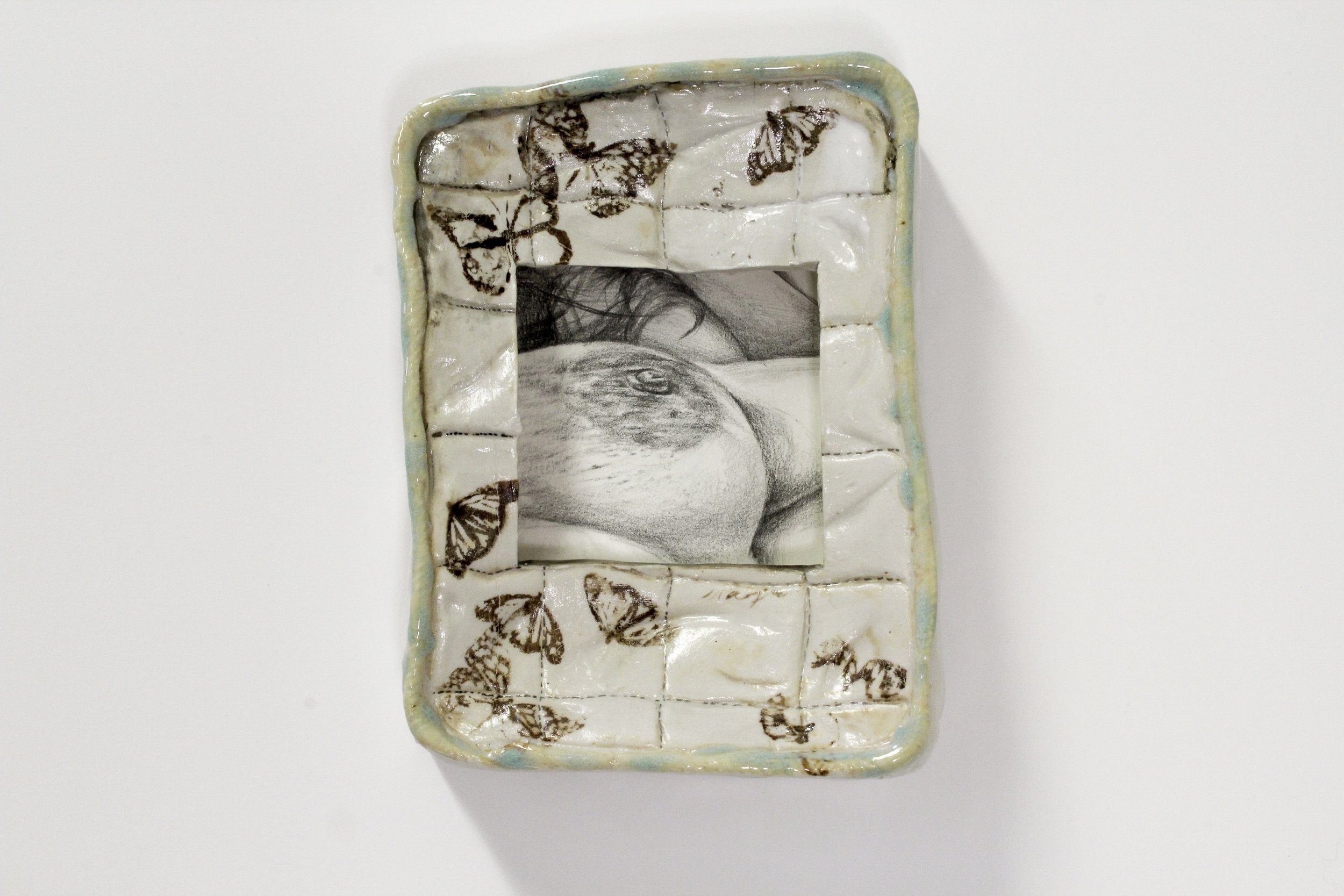 Mi Camita Quebrada (Triptych) 2022
Porcelain, screen printing, graphite on paper, cotton,
6 In X 8 In X 2 In
