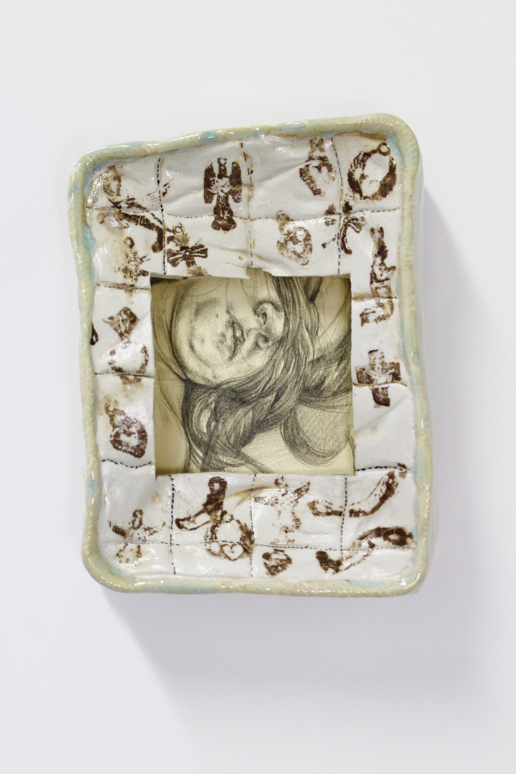 Mi Camita Quebrada (Triptych) 2022
Porcelain, screen printing, graphite on paper, cotton,
6 In X 8 In X 2 In