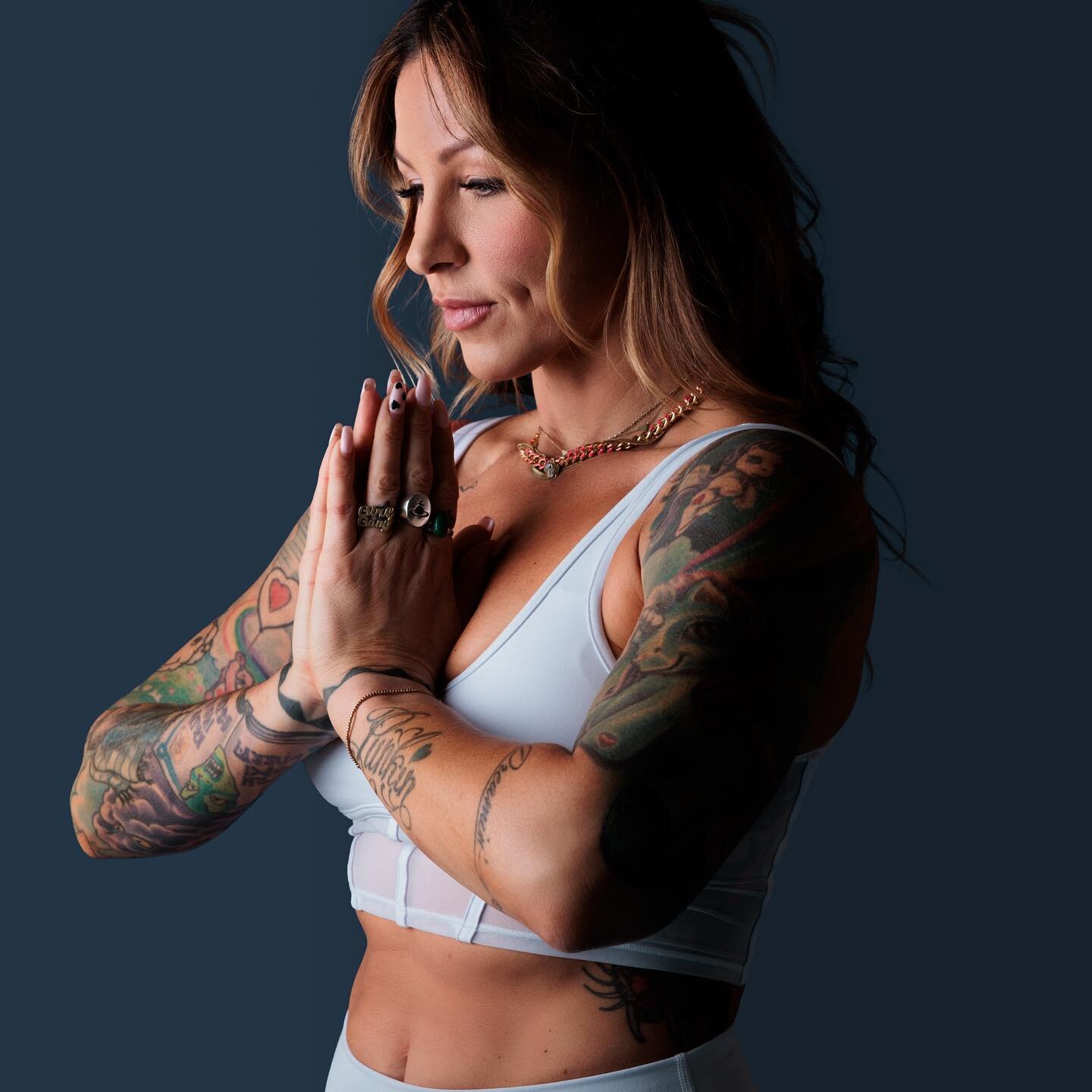 Join LivOn Brand Ambassador + Fitness and Wellness Professional @purposefulpixie for a 30 minute MOVE-BREATHE-SOUND session at 12PM on The Lawn. @LivOnLabs are LIPOSOMAL VITAMINS that provide the nutrients you need, delivered in a way you can finally