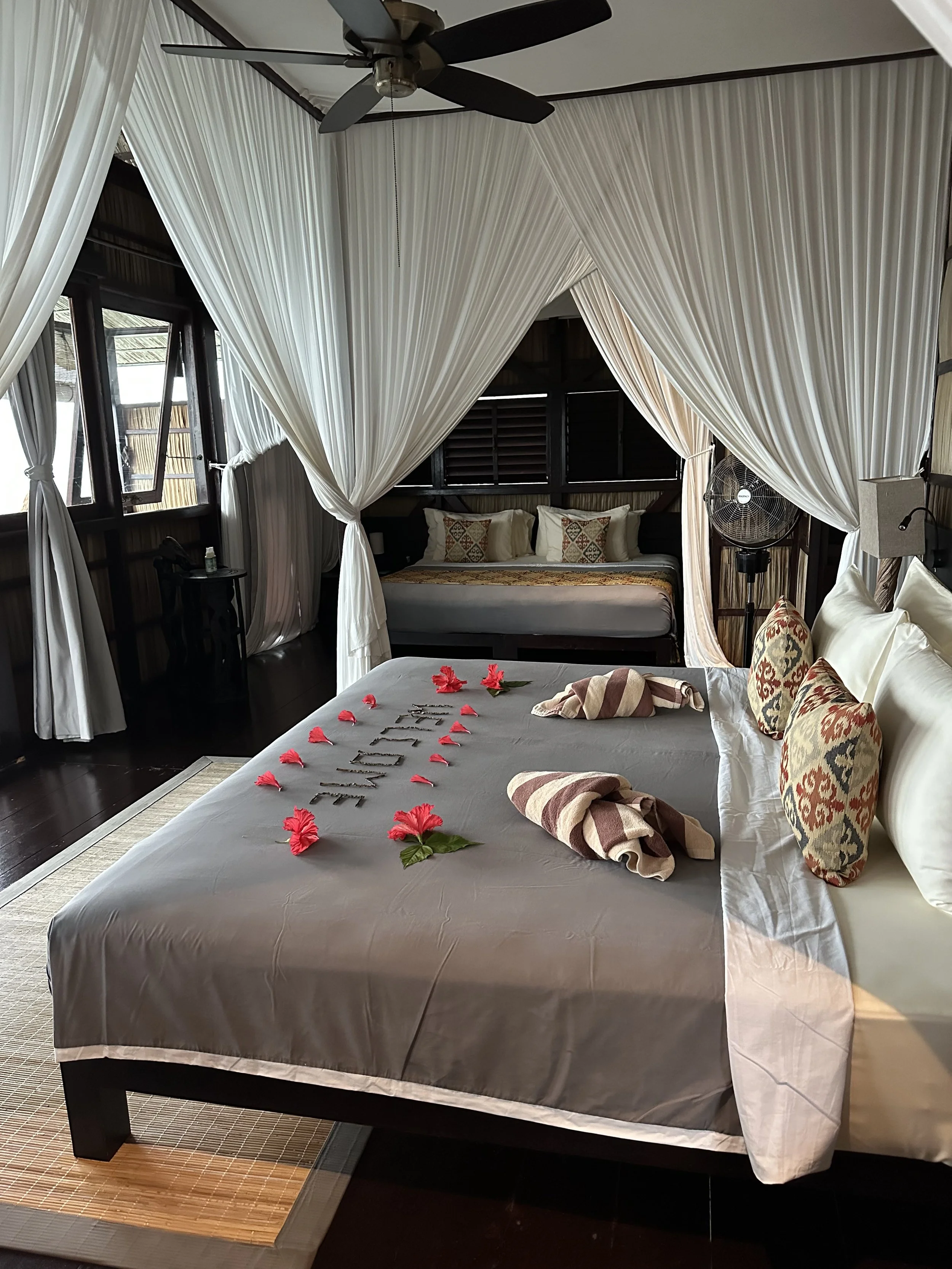 pper trm bed romantic.jpg