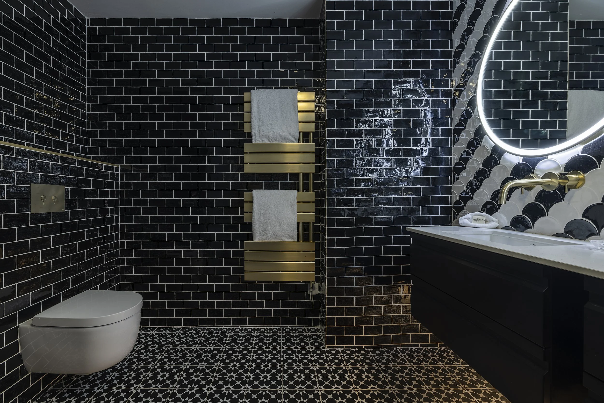 Signature Bathroom (2).jpg