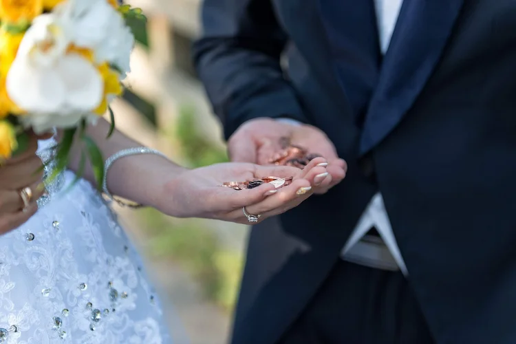 Arras coin wedding ceremony