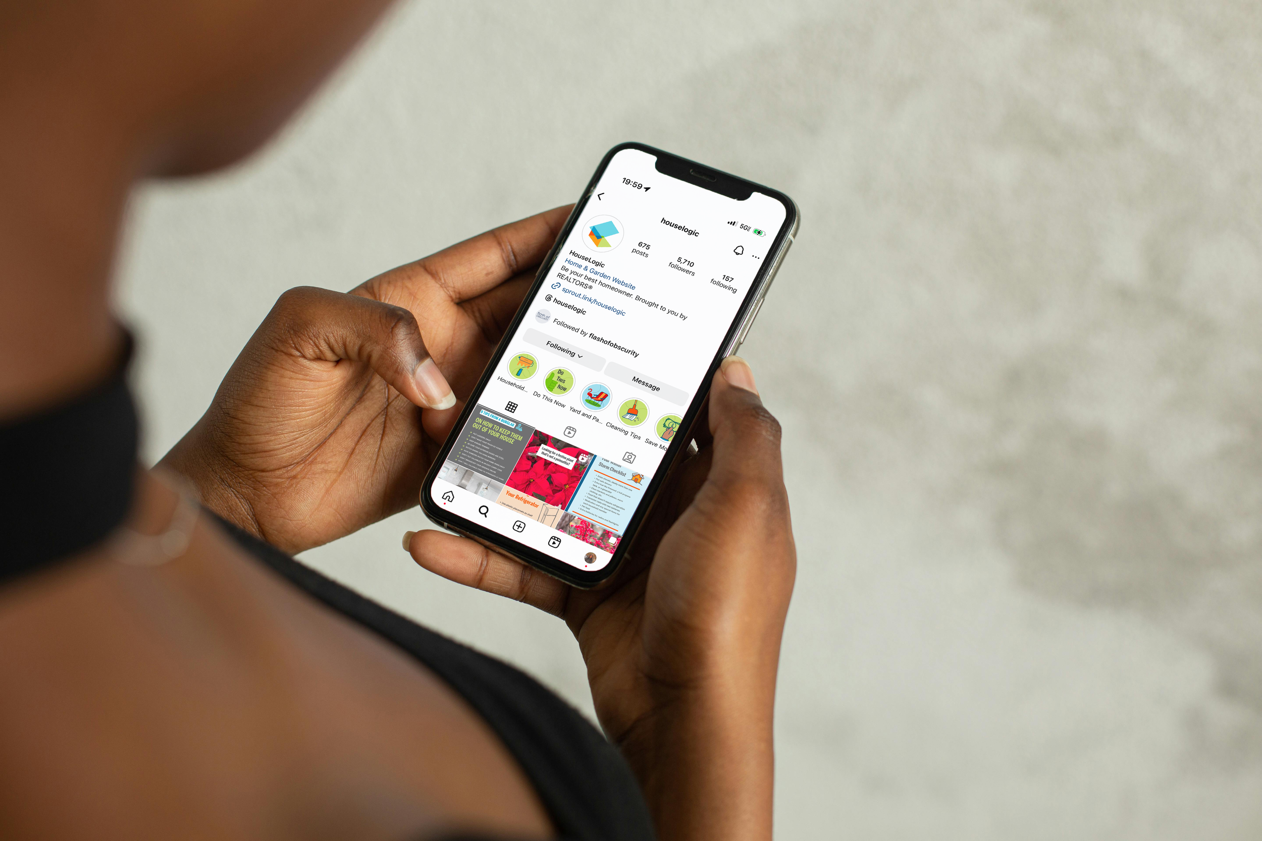 HouseLogic Social Media