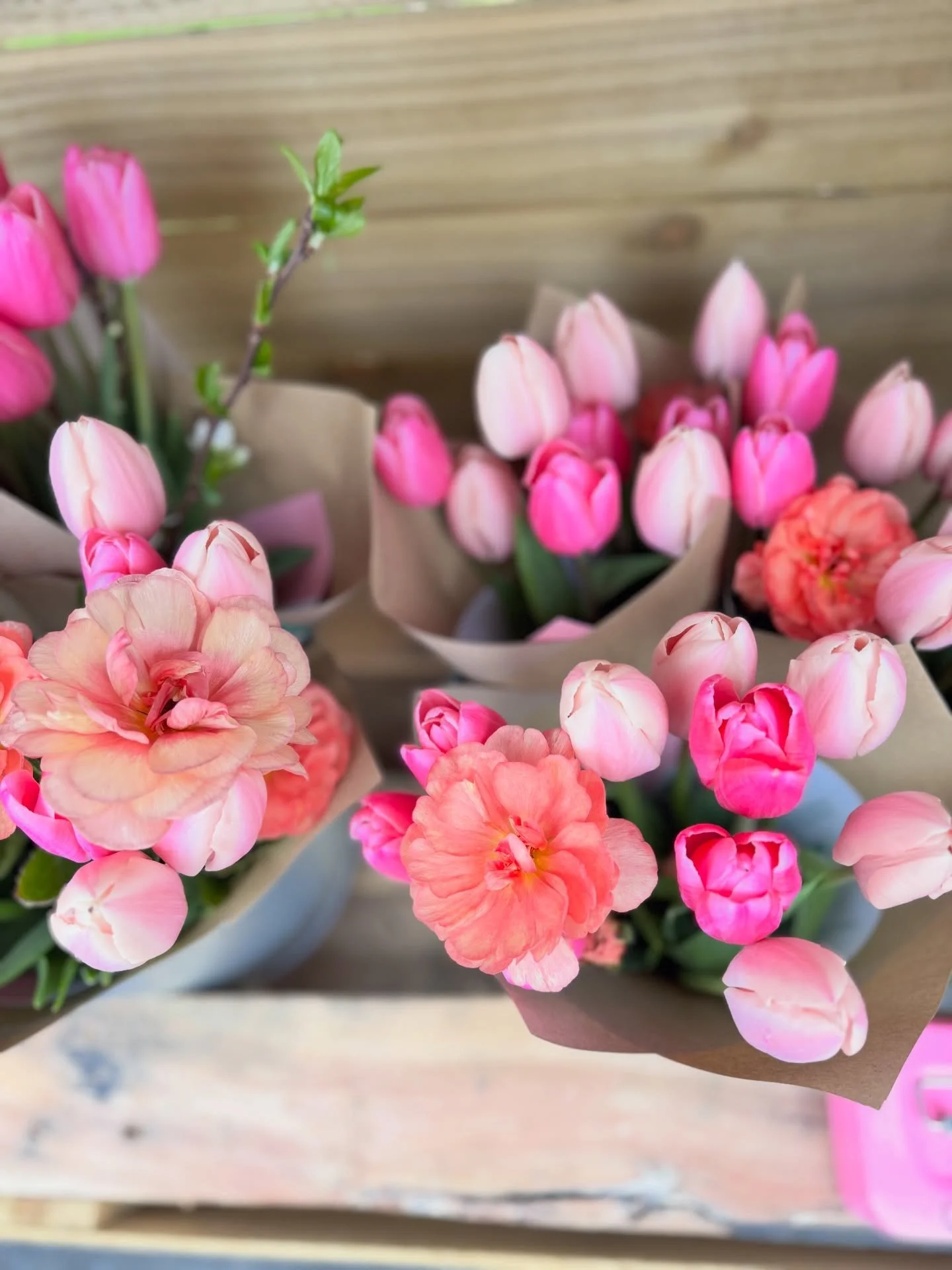 💌 Send this to your other half&hellip; or hint really hard! 💌

Valentine&rsquo;s Day is coming, and my hand-picked bouquets are ready to do the talking. 🌸 Each one is beautifully wrapped in eco-friendly paper, with a blank message card so you can 