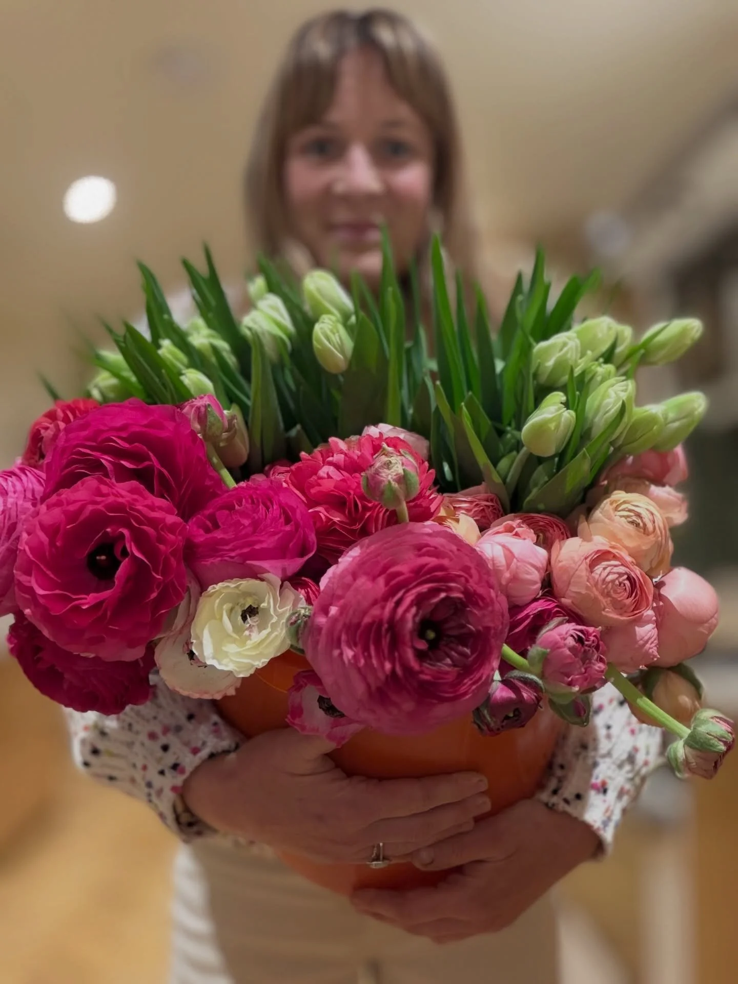 I&rsquo;ve got a real abundance of flowers right now&hellip;

So rather than letting anything go to waste, I&rsquo;m opening up a small number of pre-order bunches alongside the flower stand this week.

It means I only harvest what&rsquo;s needed - a