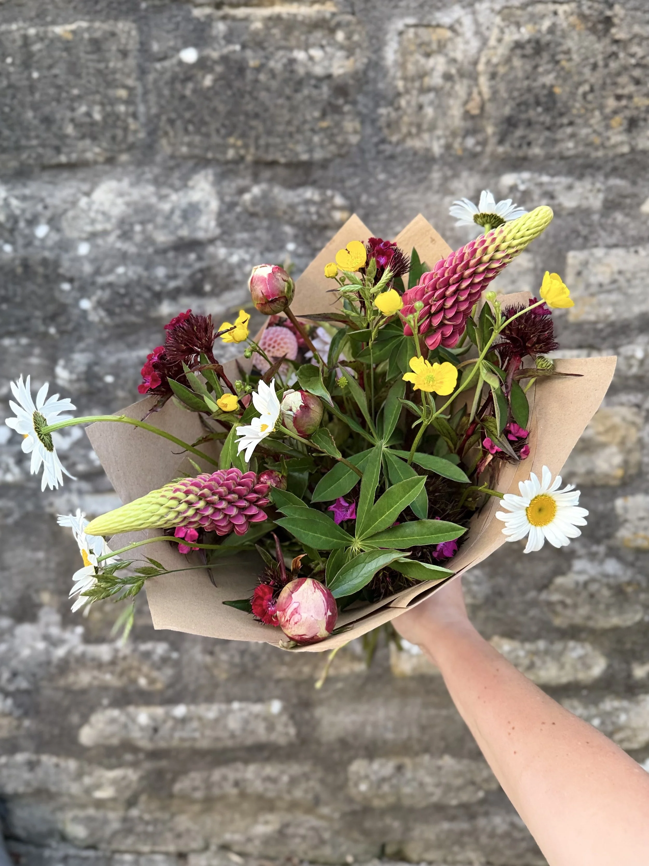 3 Thoughtful Teacher Gifts They'll Actually Enjoy