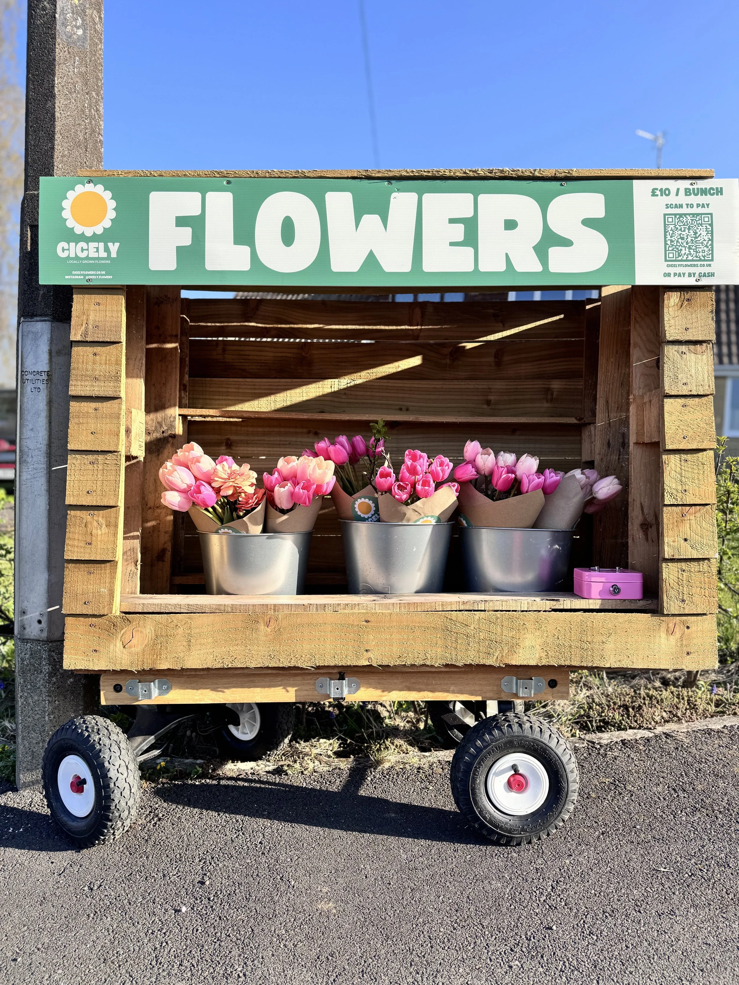 valentines flowers on the flower stand in Bradford on Avon