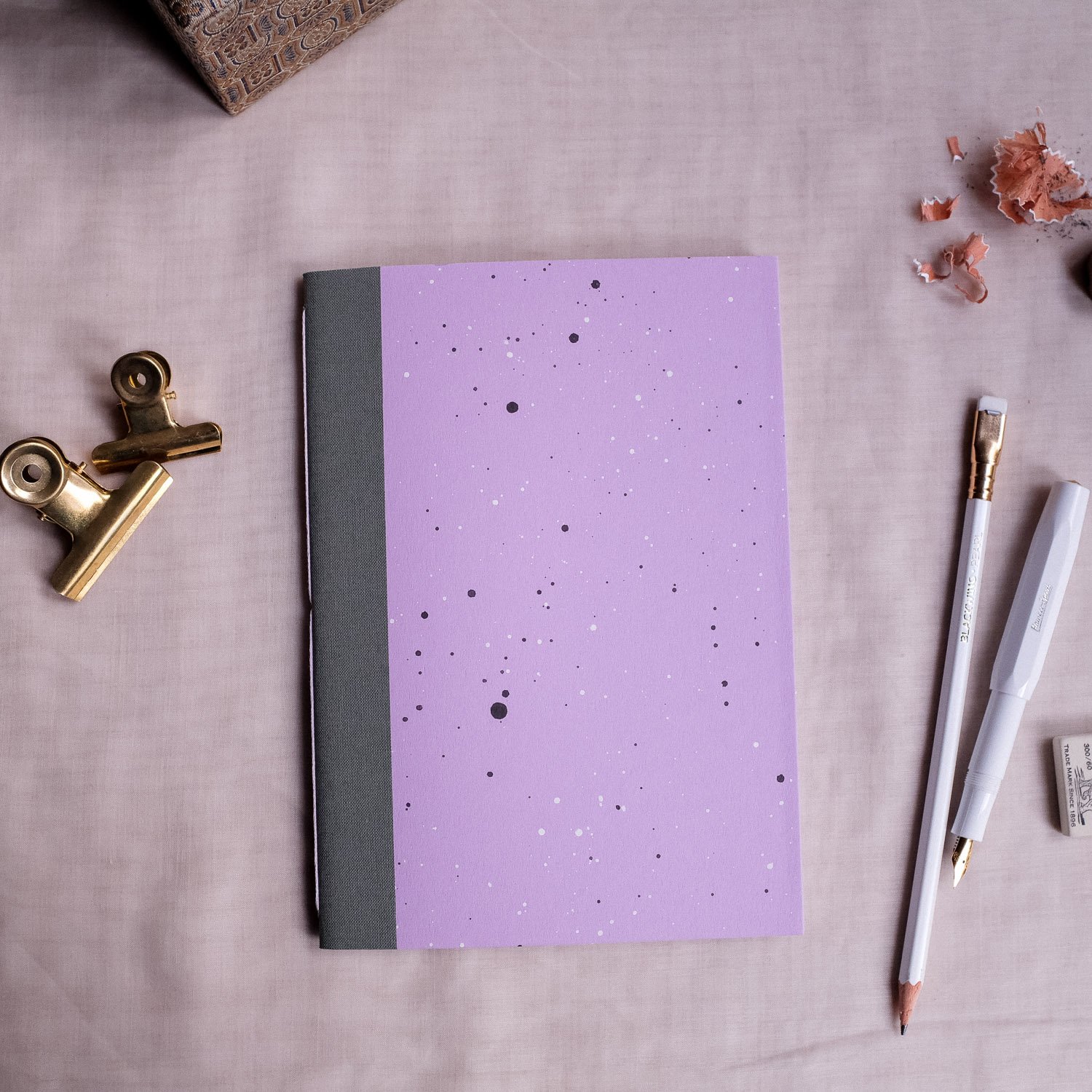 Ode to Paper Universal Journal-0506.jpg