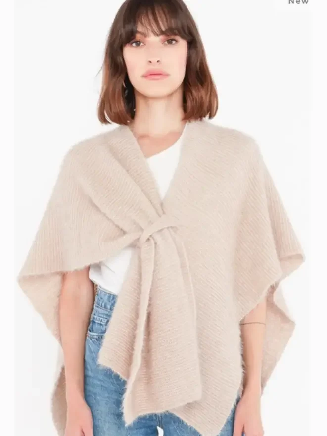 Italian Cozy, Warm Pancho