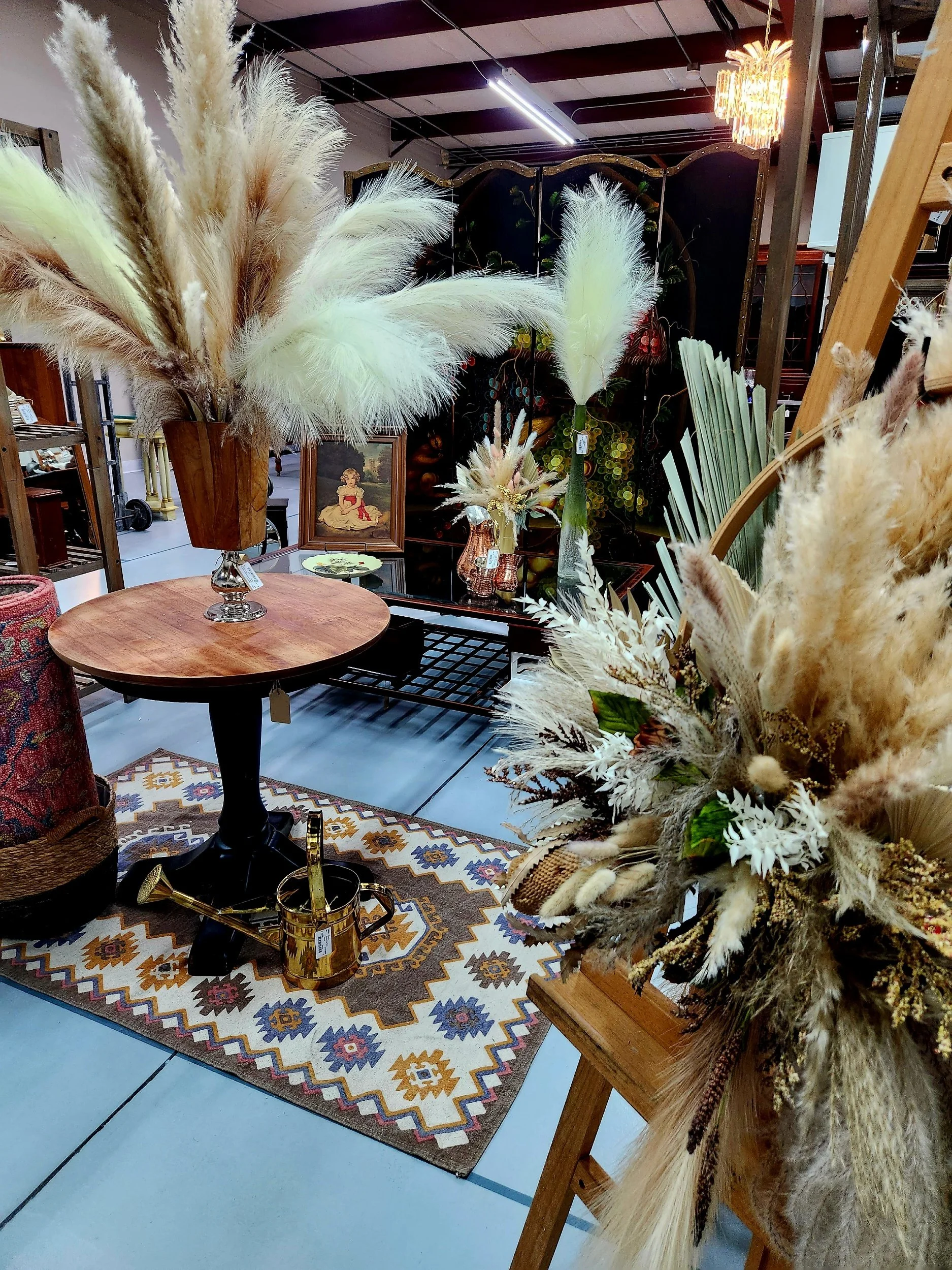 RMB's Arts and Antiques