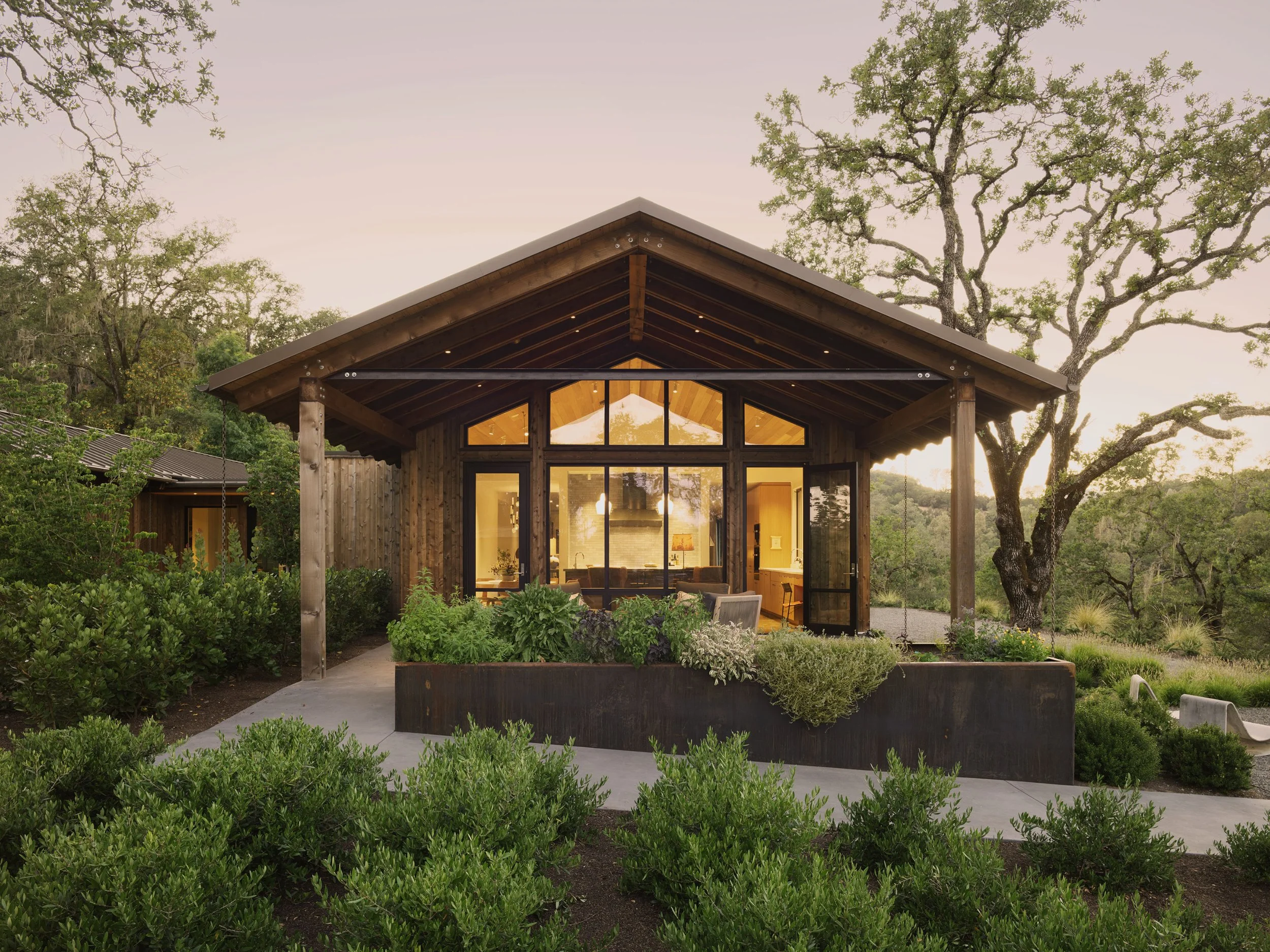 BLLD_Web_Blue Oaks (6).jpg