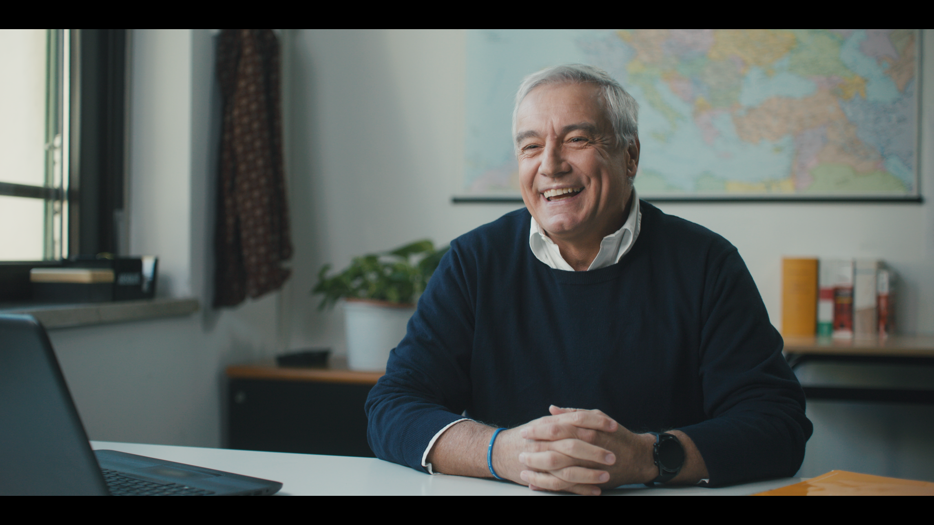 Carlo Stills_1.105.1.png