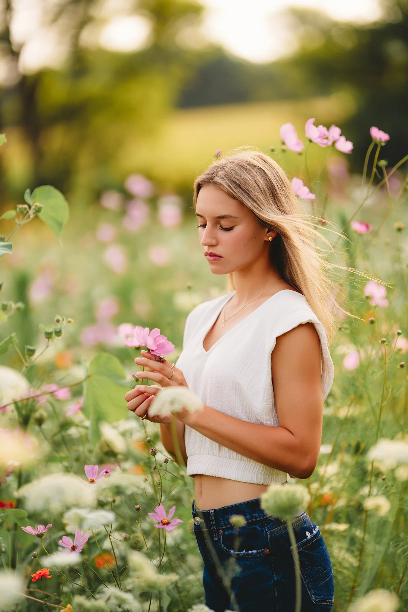 🌿 You Don’t Need to Be “Ready” for Your Senior Photos | Wisconsin Dells Senior Photographer