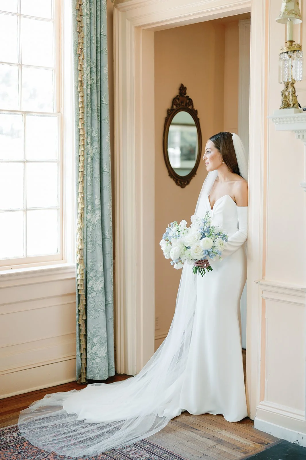 Olivia & Tom- Getting Ready-245.jpg