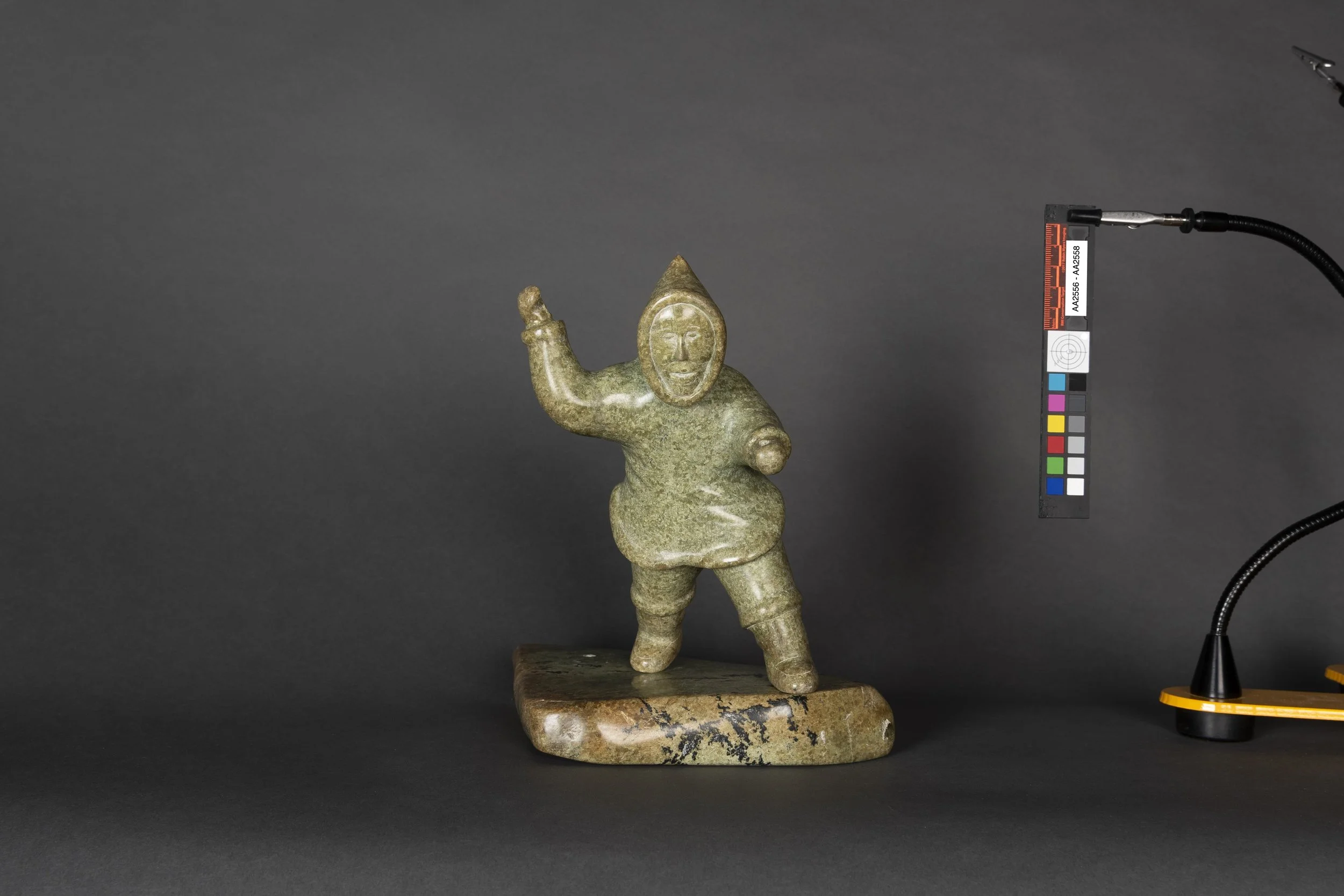 Standing Hunter - Recto